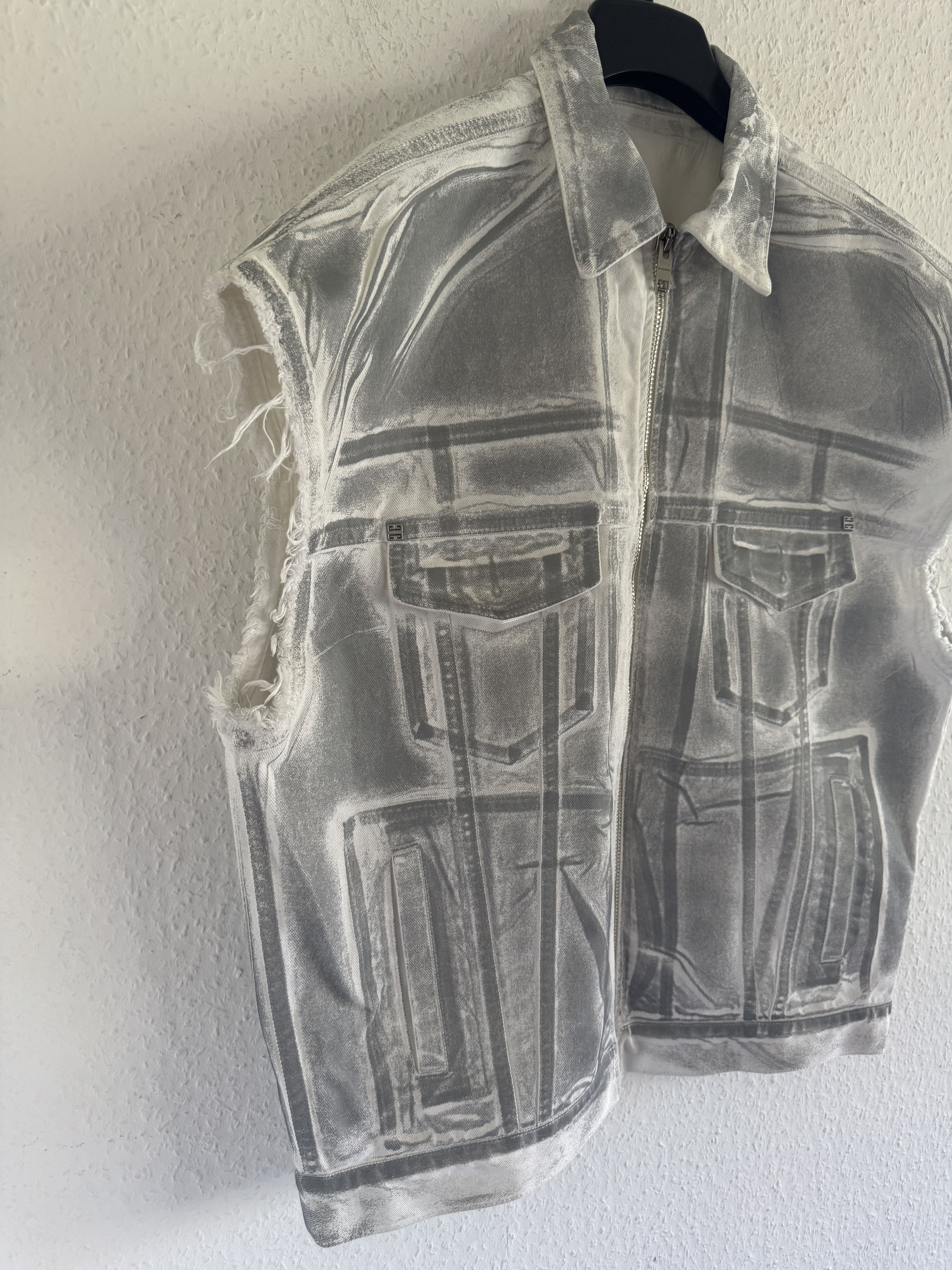 Givenchy 4G Graffiti-Print Reflective Denim Vest – Runway Sample Size US M / EU 48-50 / 2 - 6 Thumbnail
