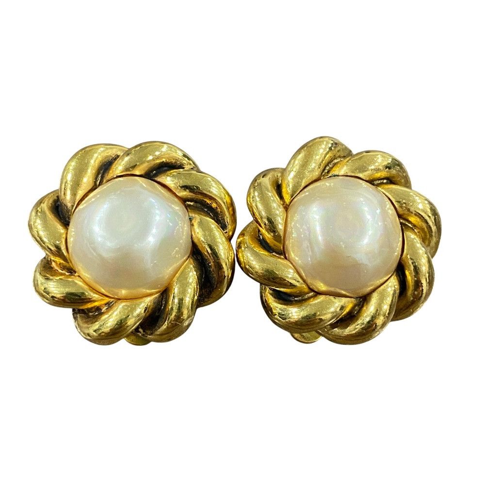 Chanel Chanel Chanel Vintage Rope Twist Design Faux Pearl Earrings Metal Earrings DUTY FREE for USA Size ONE SIZE - 1 Thumbnail