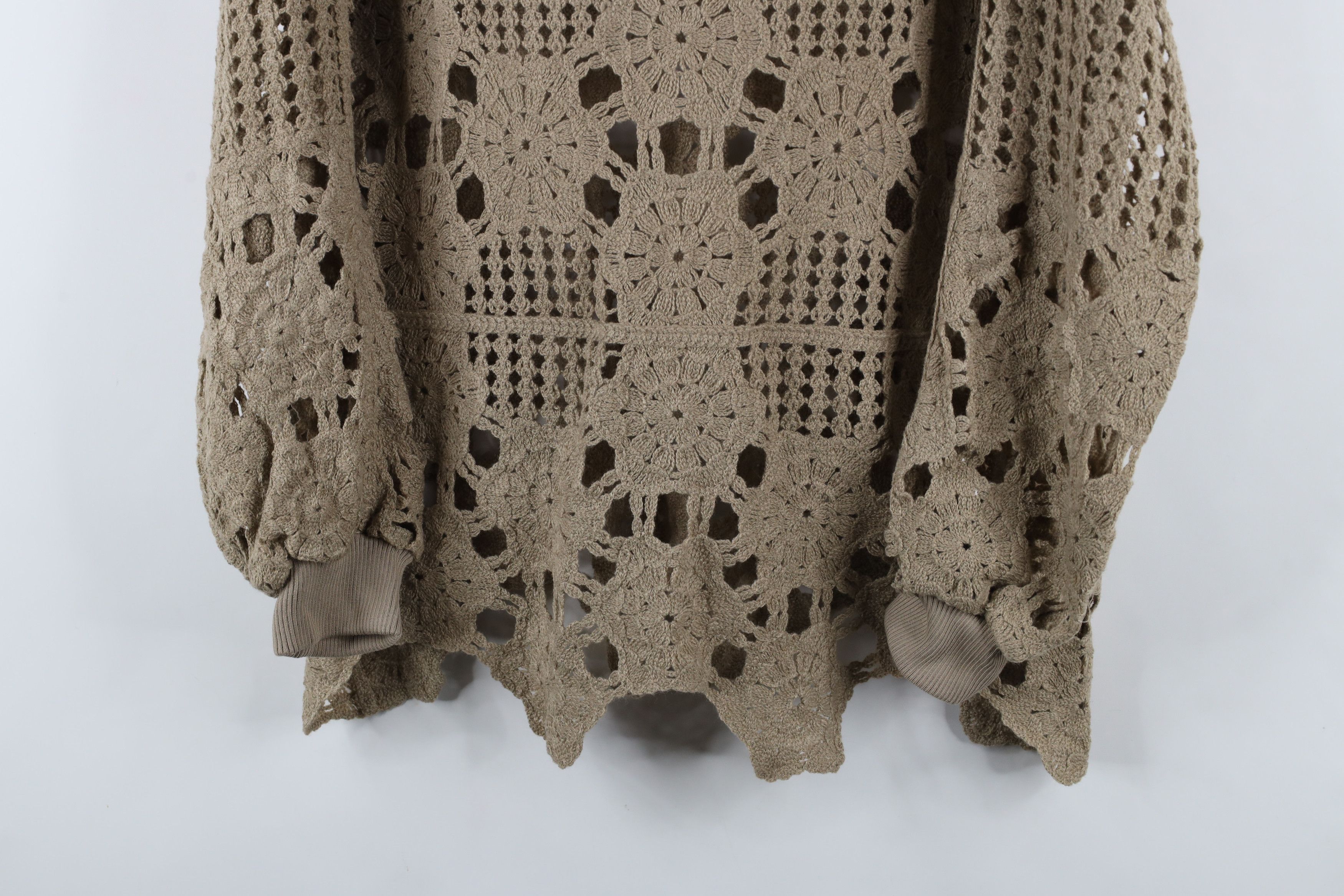 Vintage Soft Surroundings Chic Flower Crochet Collared Sweater Brown Size L / US 10 / IT 46 - 3 Thumbnail