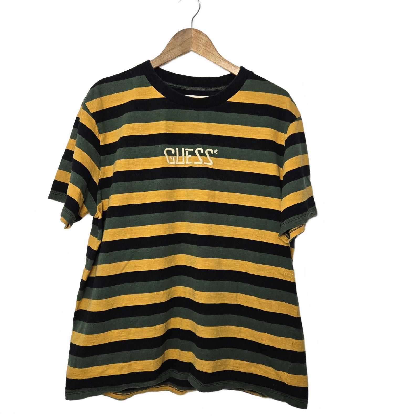 Guess Vintage Guess T Shirt Size US L / EU 52-54 / 3 - 1 Thumbnail