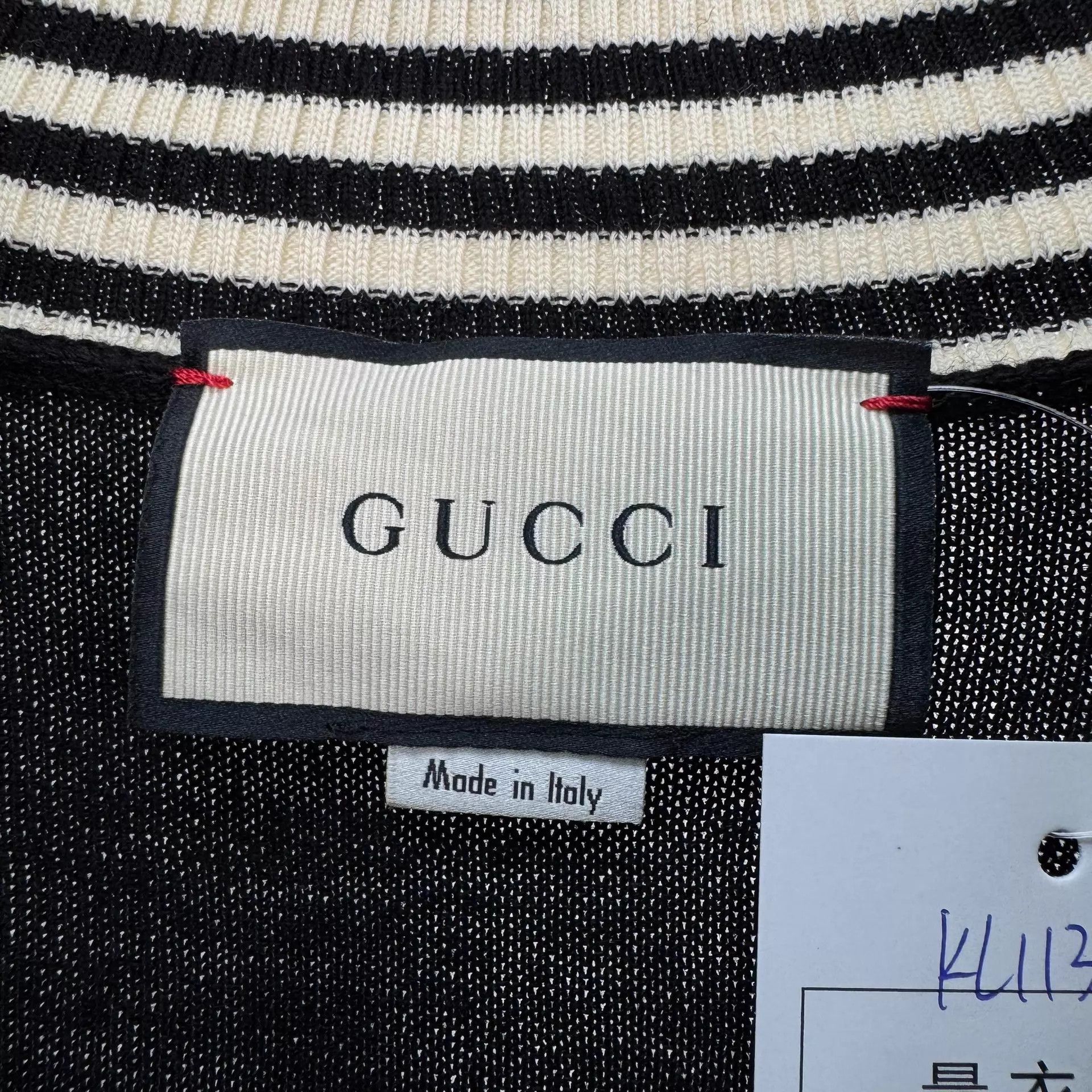 Gucci Gucci Black Embrd Bee V-neck Knit Sweater M 99 New Size M / US 6-8 / IT 42-44 - 5 Thumbnail