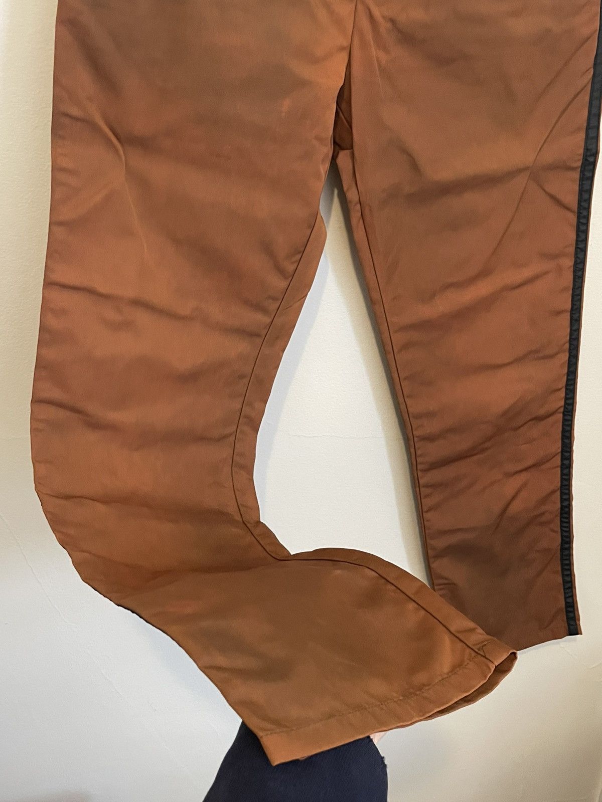Helmut Lang 1996 Burnt Orange Nylon Stripe Trousers Size US 30 / EU 46 - 7 Thumbnail