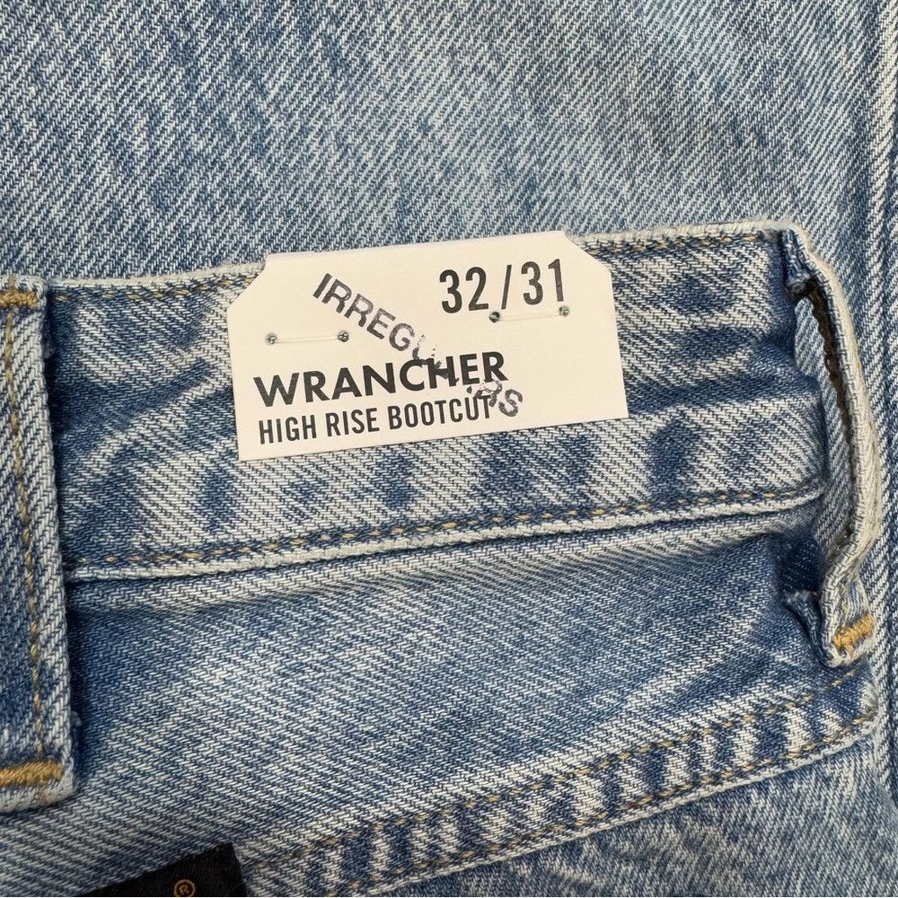 Wrangler NWT New Wrangler Wrancher High Rise Bootcut Jeans Size 32 x Size 32" / US 10 / IT 46 - 7 Thumbnail