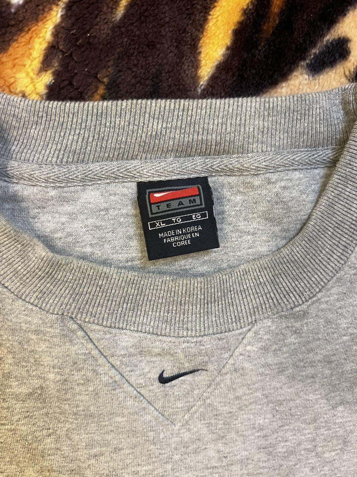 NFL × Nike × Vintage NIKE Center Check St. Louis Rams NFL Crewneck Size US XL / EU 56 / 4 - 7 Thumbnail