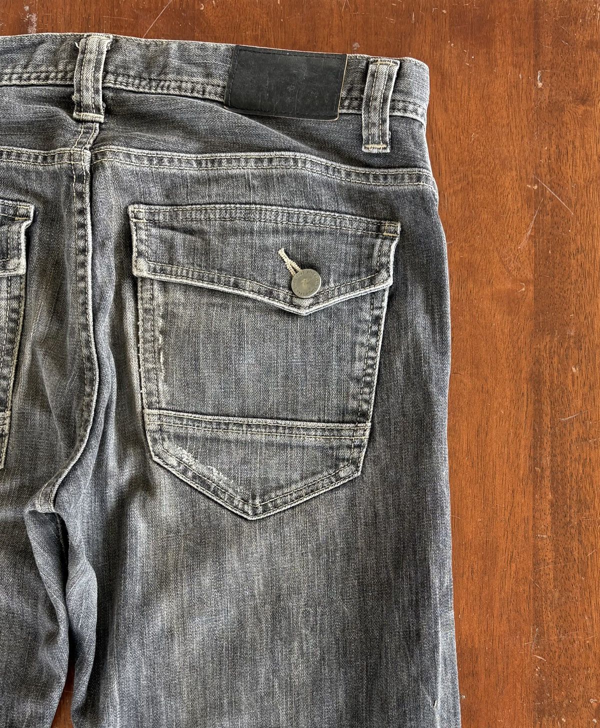 Uniqlo Uniqlo Slim Fit Streetwear Denim Nice Pocket Size US 33 - 11 Thumbnail