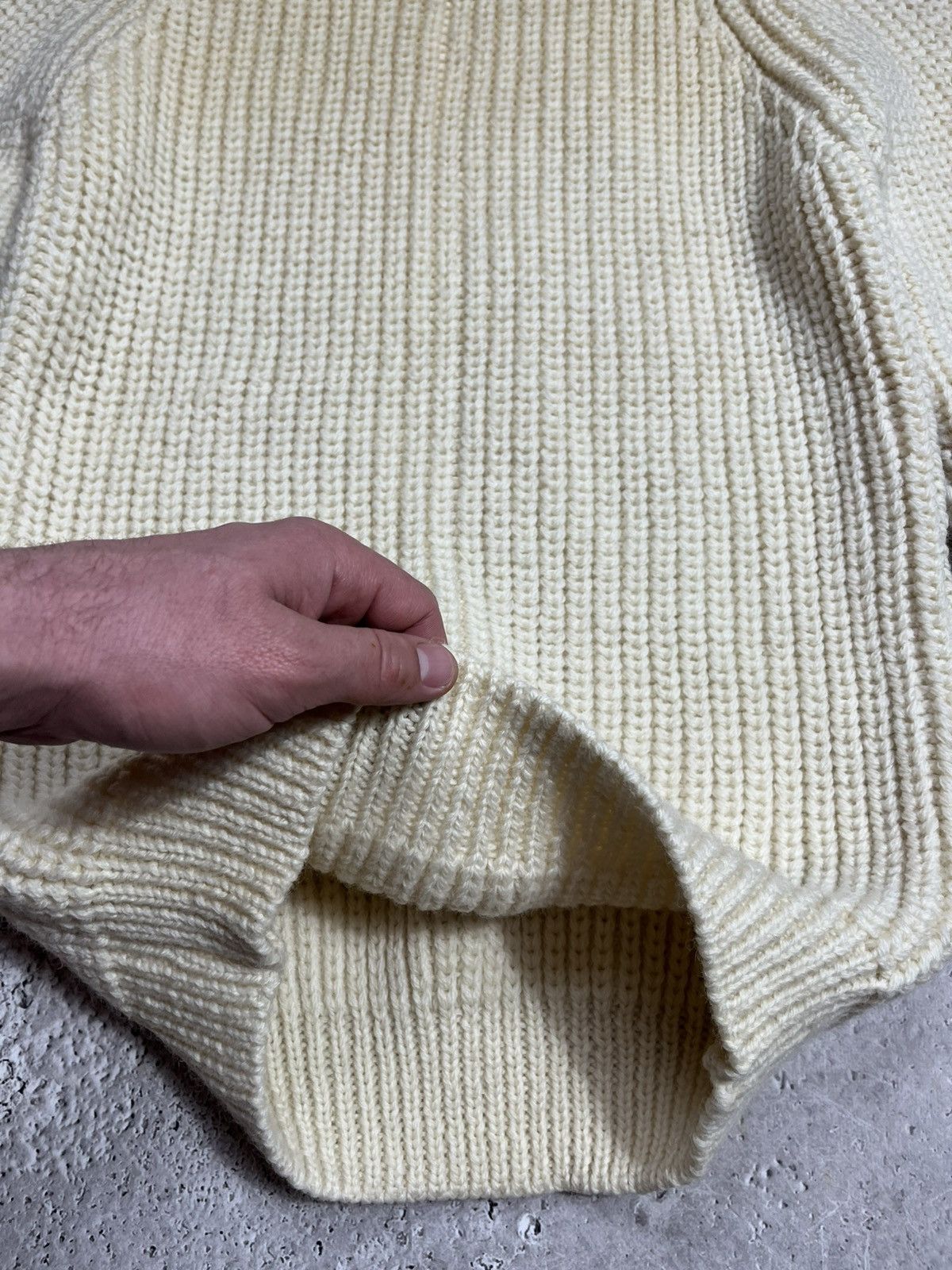 Other Vintage Clan Royal Wool Sweater Made in Great Britain Knit Size US S / EU 44-46 / 1 - 6 Thumbnail