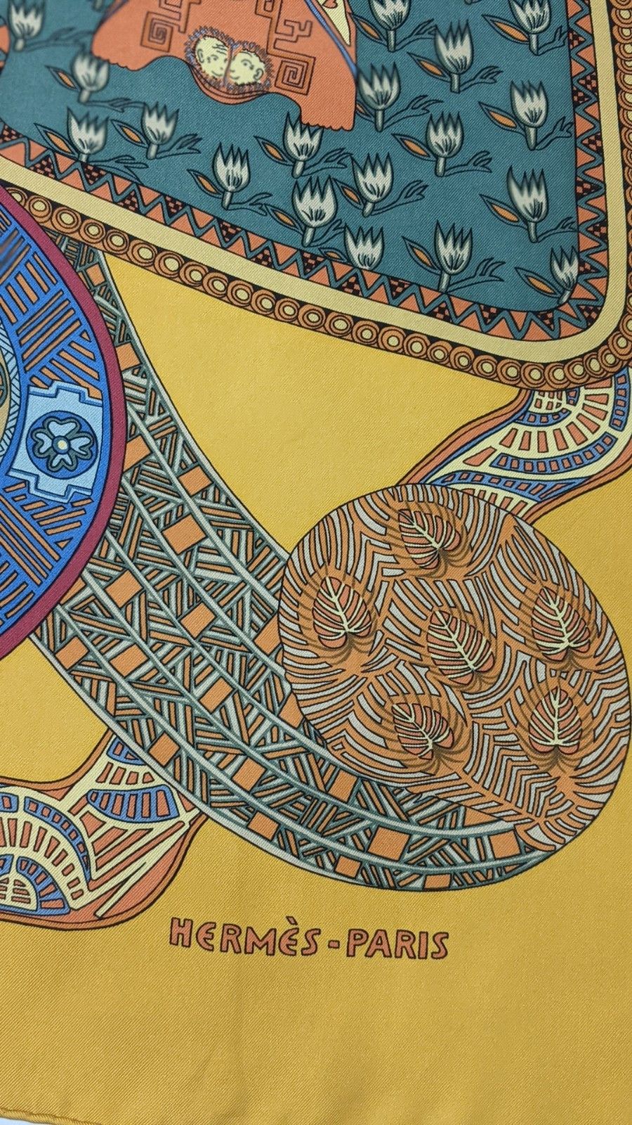 Hermes Hermes Art des Steppes by Annie Faivre Silk Scarf Size ONE SIZE - 2 Thumbnail