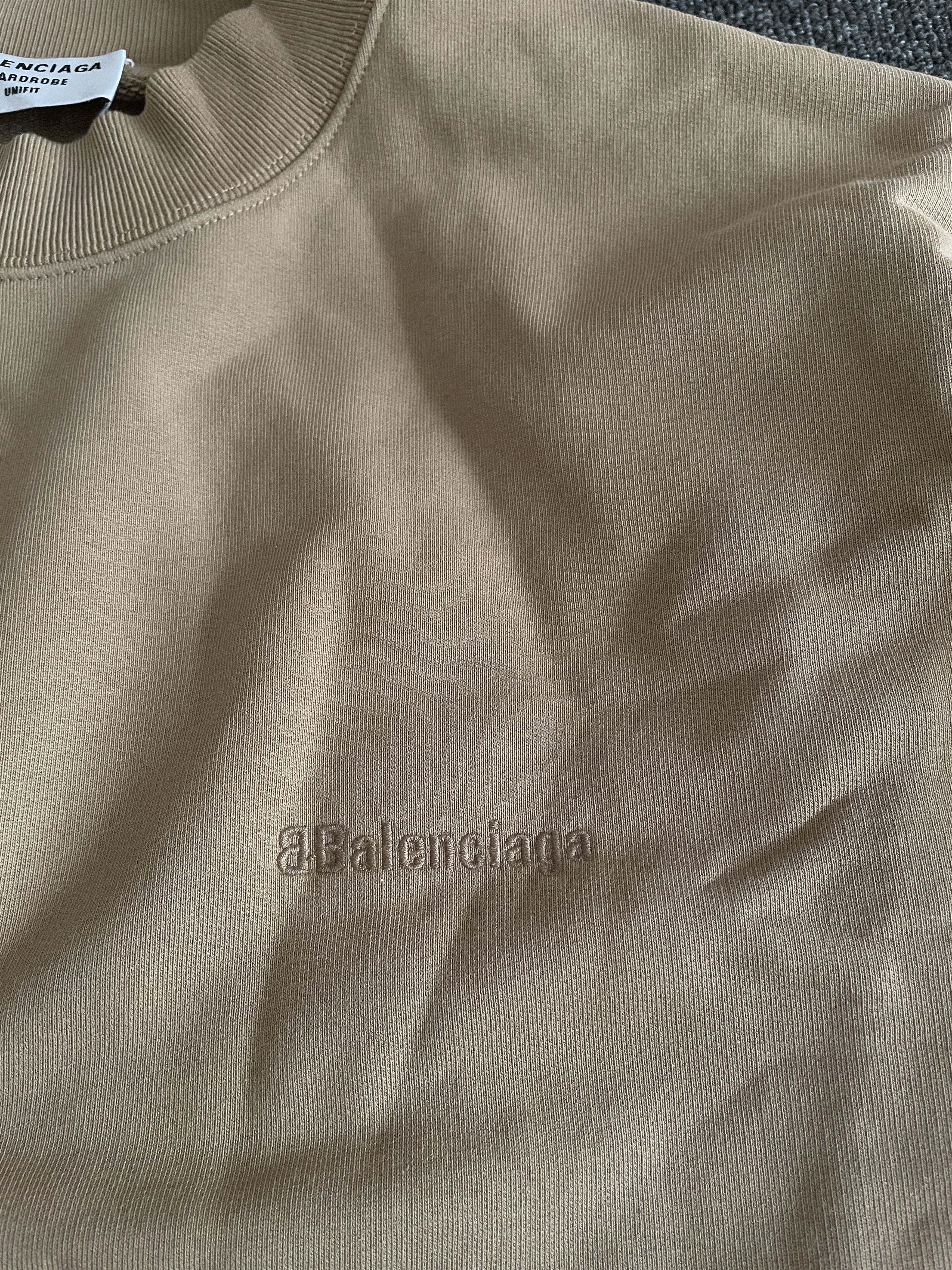 Balenciaga Balenciaga brown sweatshirt oversize size M unisex Size US M / EU 48-50 / 2 - 3 Thumbnail