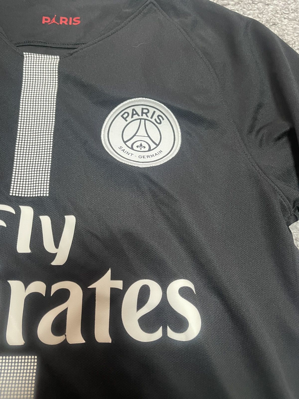 Nike PSG 2018 2019 CUP SHIRT SOCCER JERSEY szS JORDAN DEFECT Size US S / EU 44-46 / 1 - 3 Thumbnail