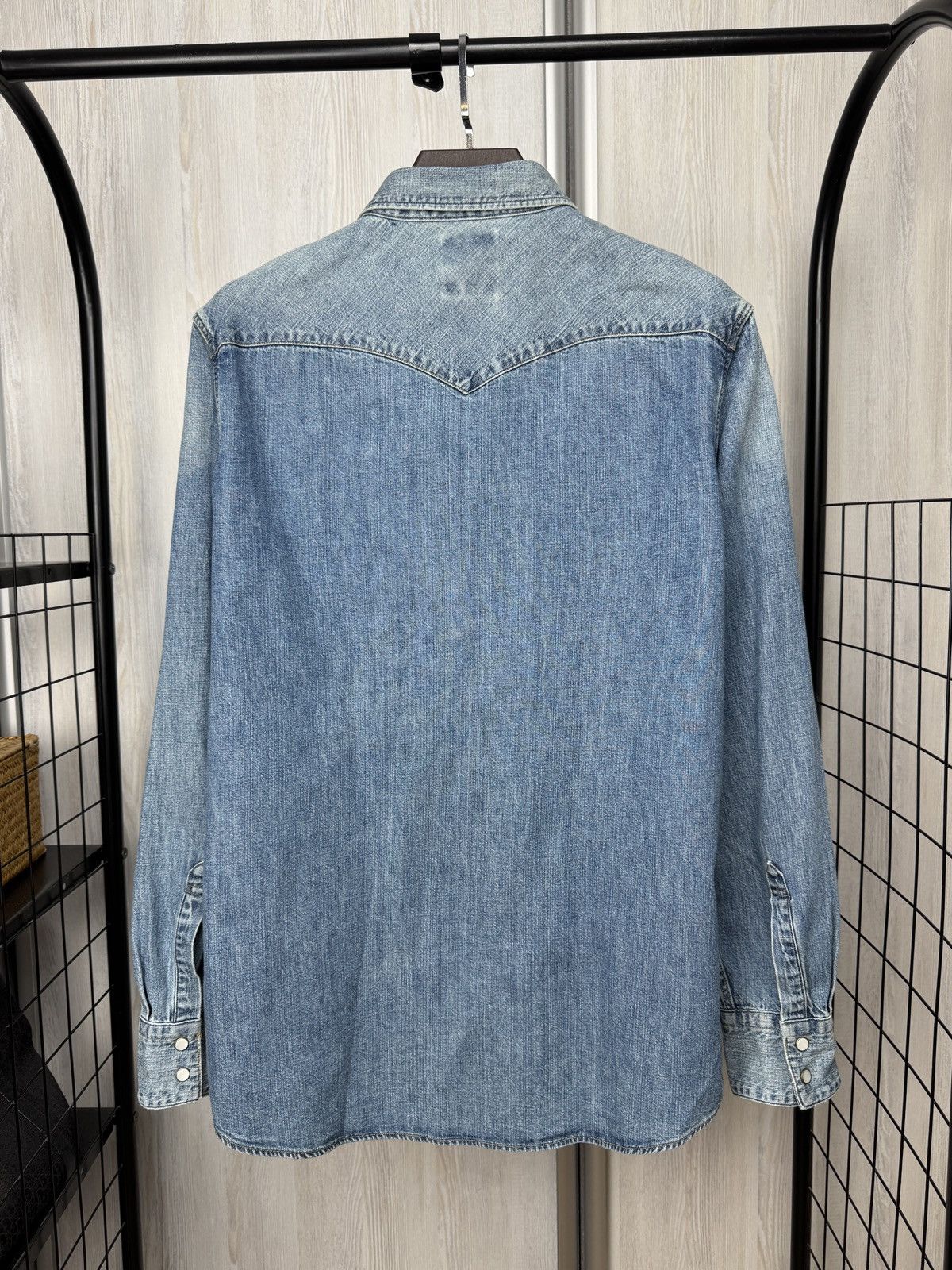 Levi's Levi’s blue denim faded long sleeve shirt Size US XL / EU 56 / 4 - 10 Thumbnail