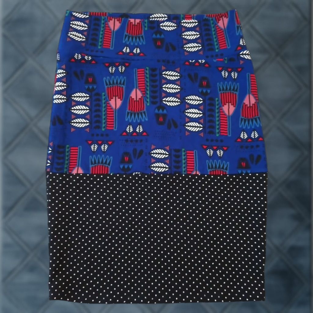 Vintage LuLaRoe Skirt Women Knee Length Geometric Blue Medium Pull On Pencil Stretch Casual Size 32" / US 10 / IT 46 - 1 Thumbnail