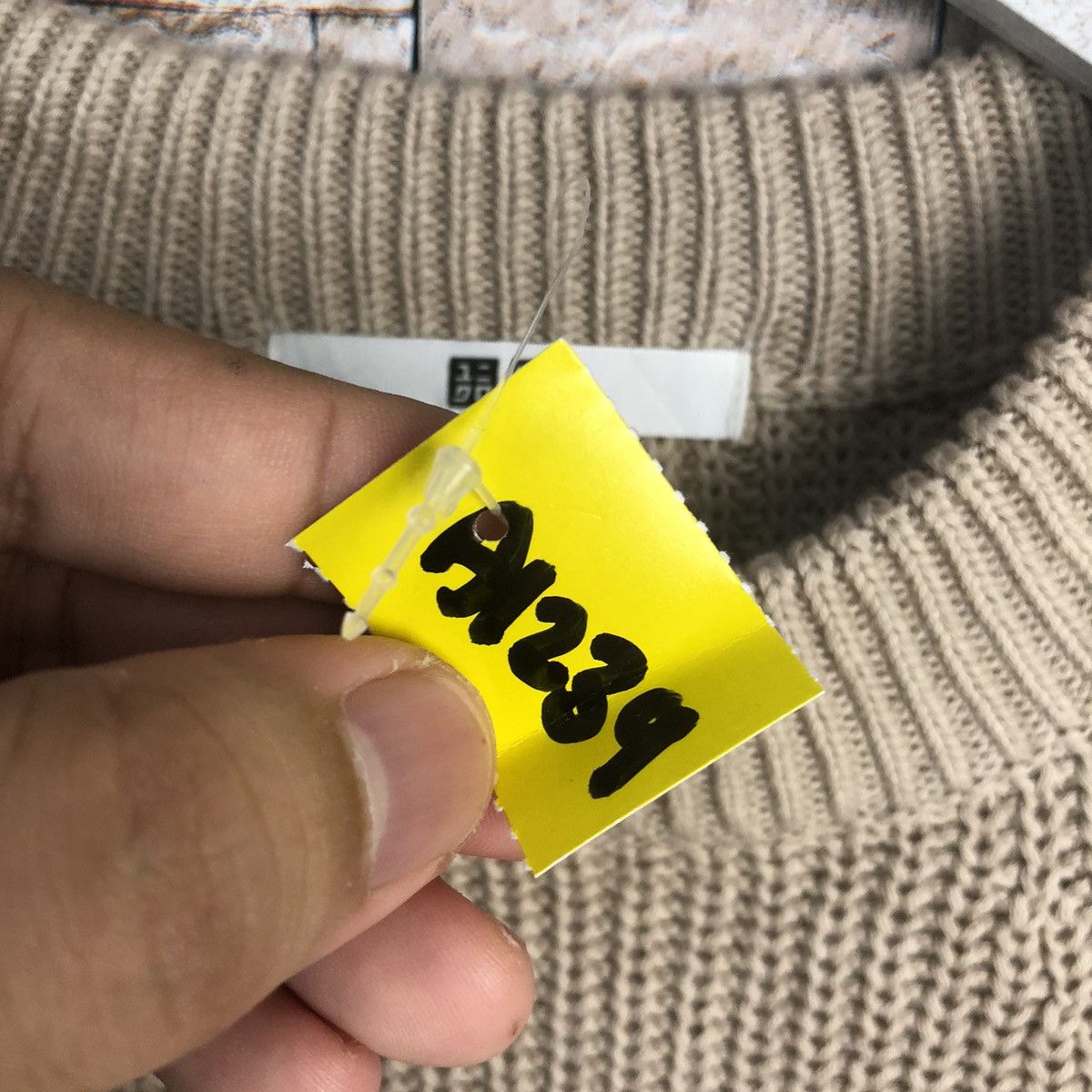 Vintage Uniqlo Brown Vest sleeveless Knitwear #A1239 Size M / US 6-8 / IT 42-44 - 10 Thumbnail