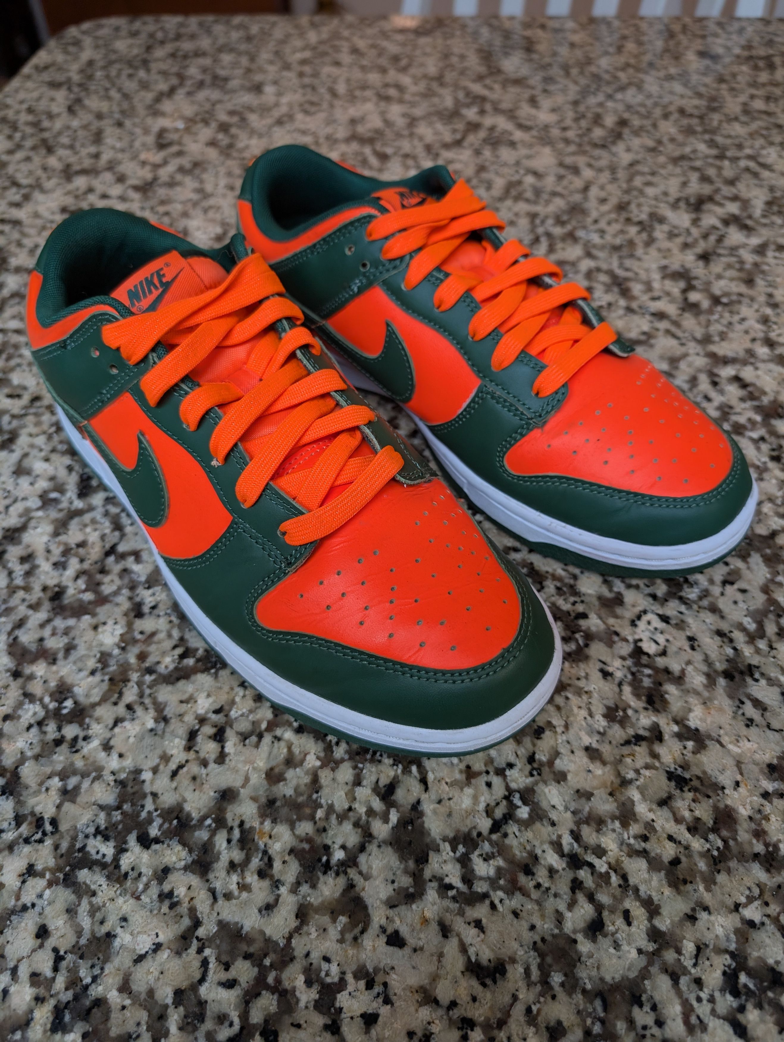Nike Nike Dunk Low Retro " Miami Hurricanes " Size US 9.5 / EU 42-43 - 8 Thumbnail