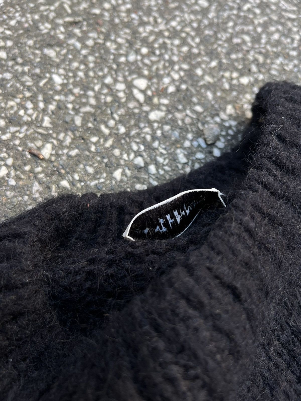 Saint Laurent Paris Saint Laurent Mohair Knit Sweater Black M Size US M / EU 48-50 / 2 - 5 Thumbnail
