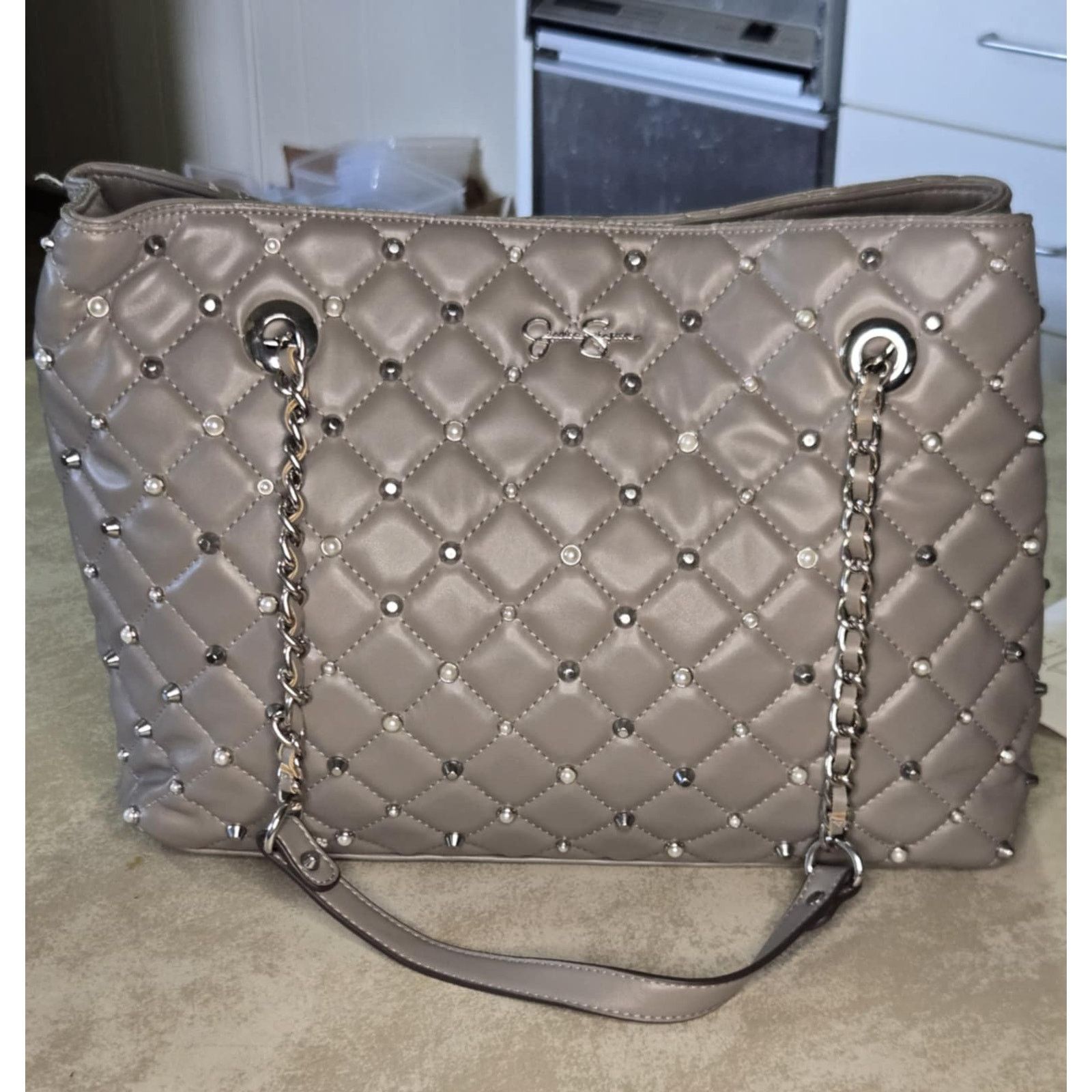Jessica Simpson Jessica Simpson Steffi tote quilted embedded chain strap bag Size ONE SIZE - 1 Thumbnail