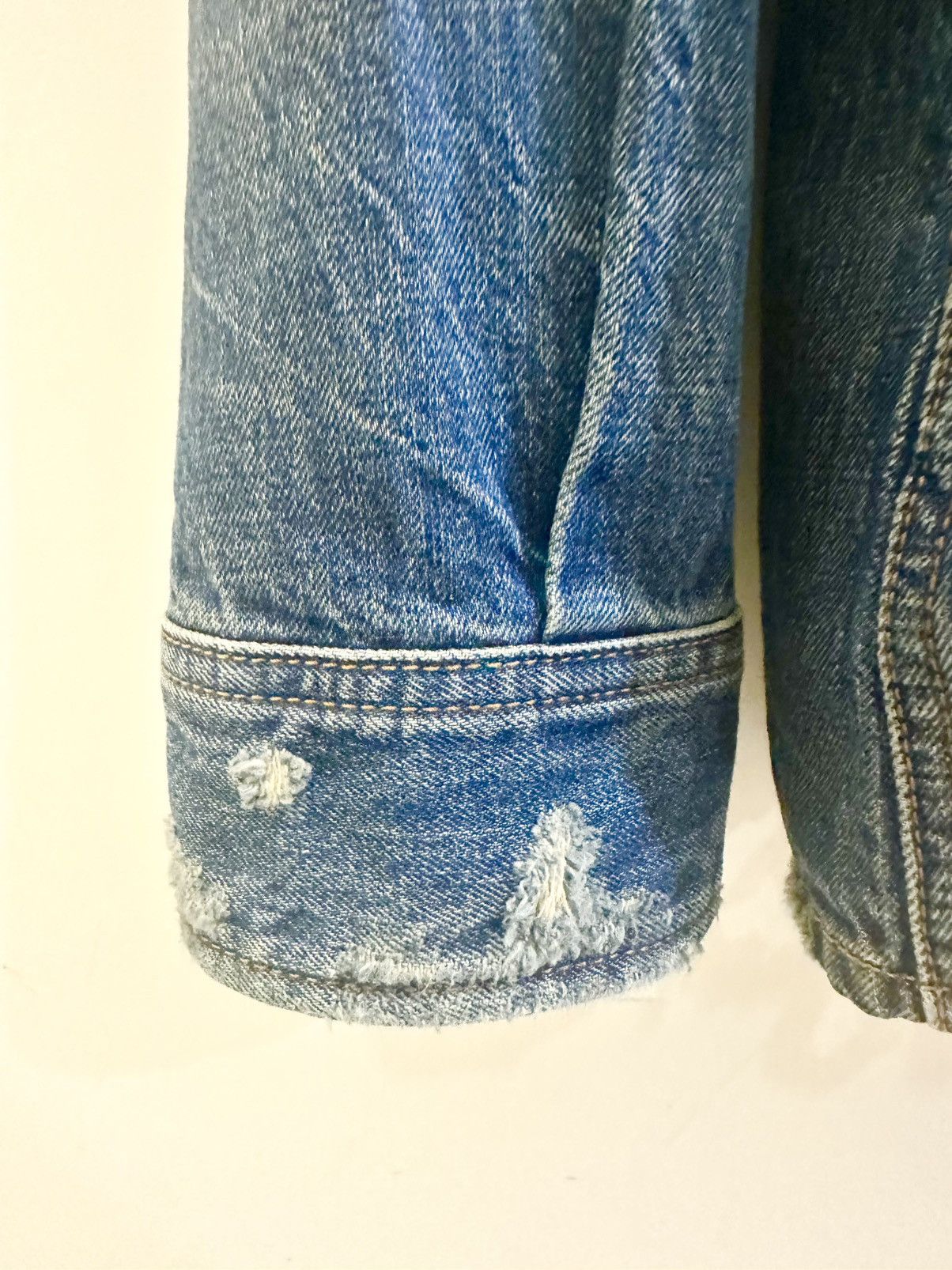 Balenciaga Balenciaga Embroidered Logo Oversized Denim Shirt - Size XS Size US XS / EU 42 / 0 - 3 Thumbnail