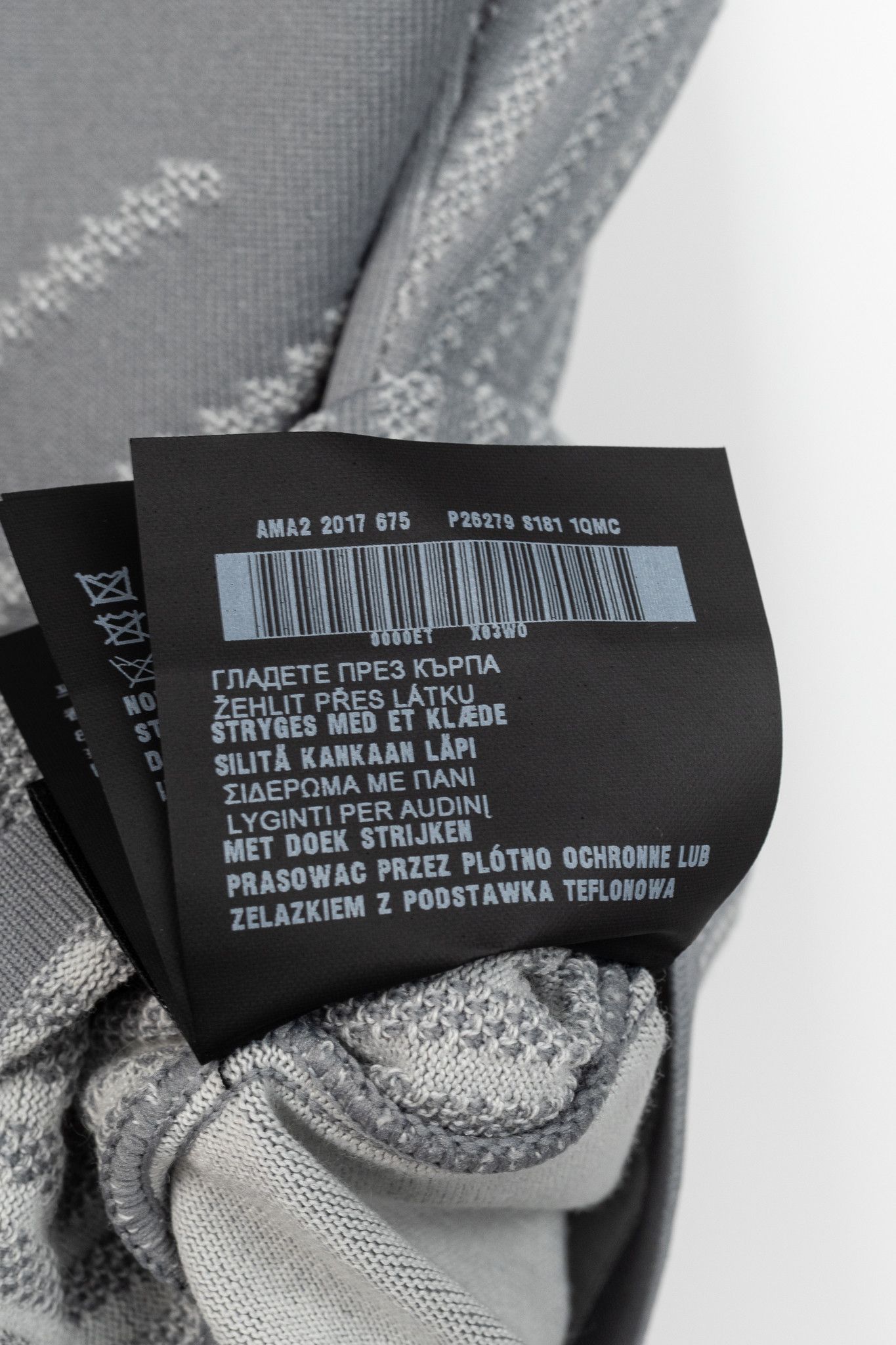 Prada Prada R/18 Runway Embossed Techno Mock-Neck Long-Sleeve Size S / US 4 / IT 40 - 13 Thumbnail