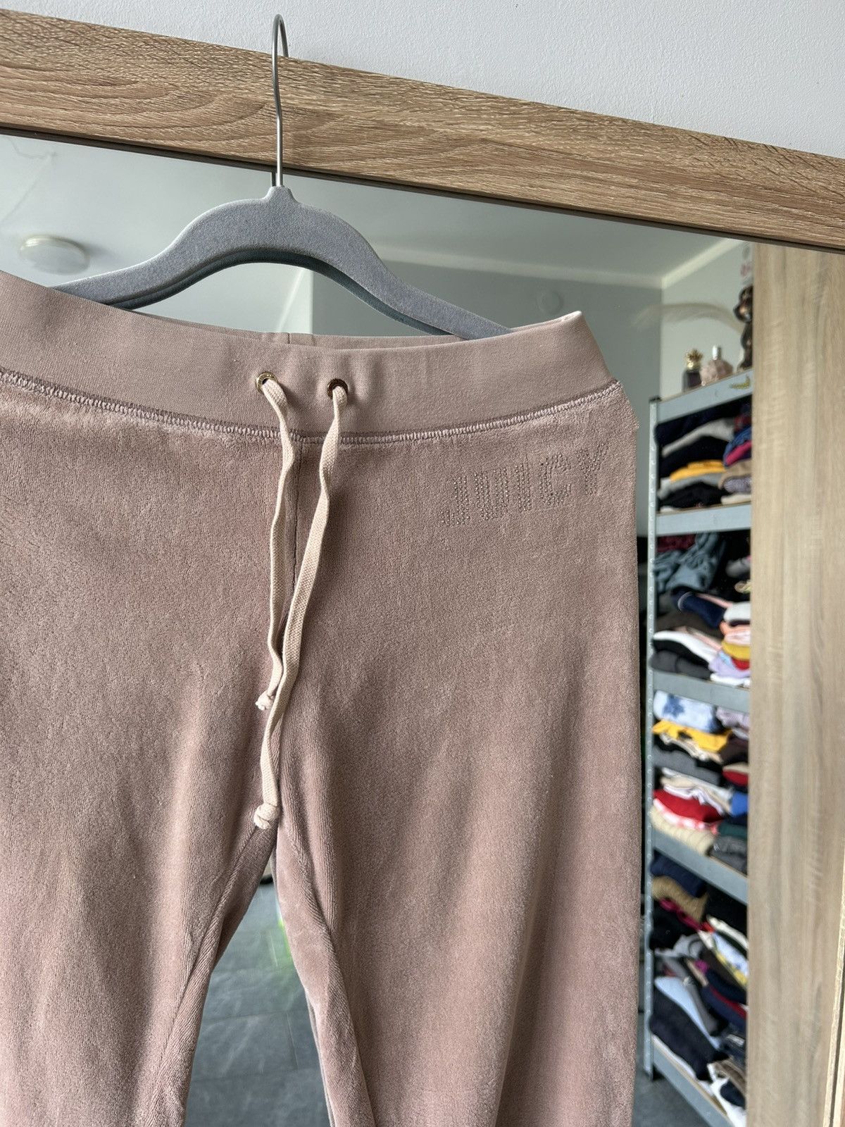 Juicy Couture Vintage sweatpants juicy couture velvet y2k small jogger Size 28" / US 6 / IT 42 - 13 Thumbnail