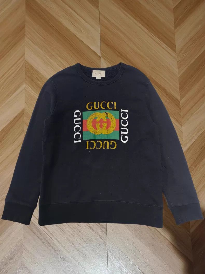 Gucci Gucci The sweatshirt is old and black. Size US M / EU 48-50 / 2 - 1 Thumbnail