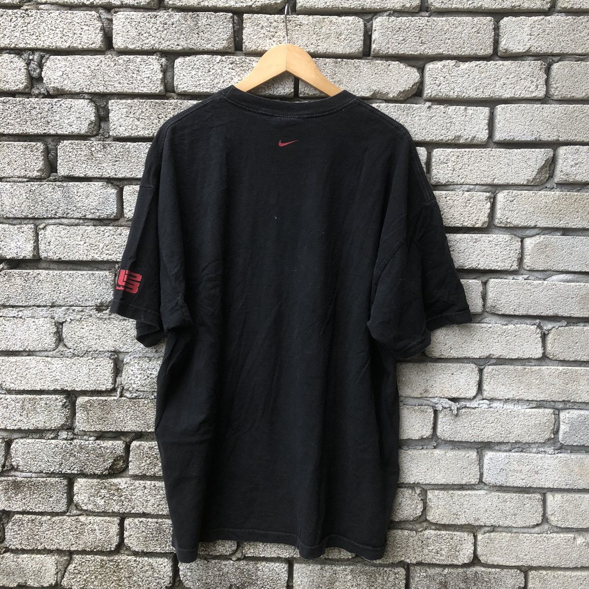 Nike Vintage 90s Nike The Lebrons Tee Size US XL / EU 56 / 4 - 6 Thumbnail