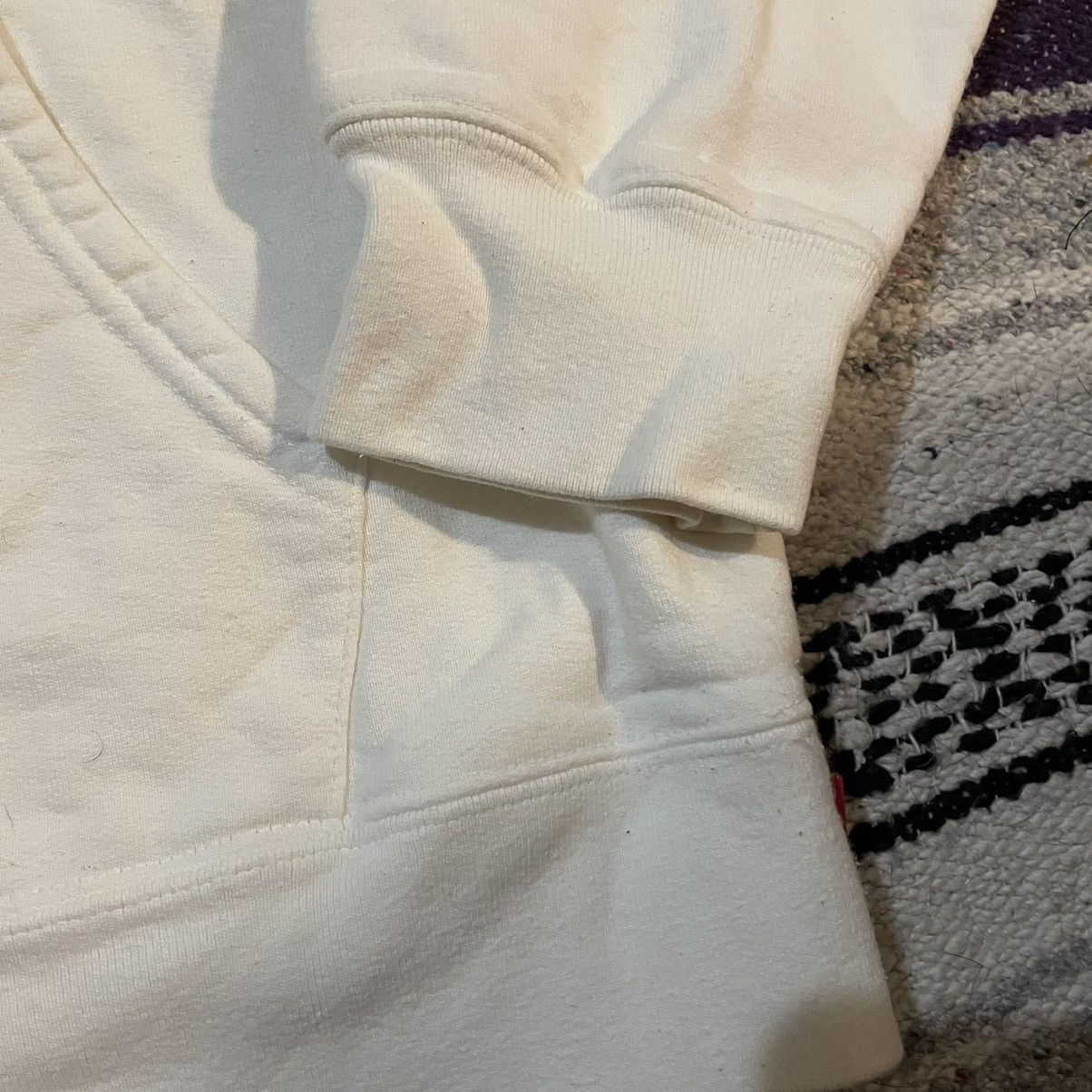Supreme Supreme 2019 Embroidered Logo Hooded Sweatshirt Size L White Size US L / EU 52-54 / 3 - 5 Thumbnail