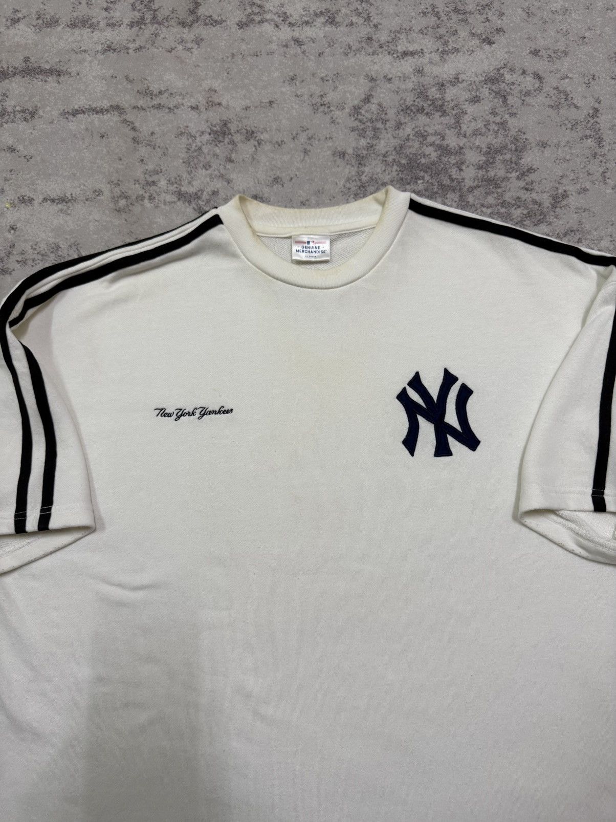 New York Yankees New York Yankees Boxy Shortsleeve Sweatshirt Size US L / EU 52-54 / 3 - 6 Thumbnail