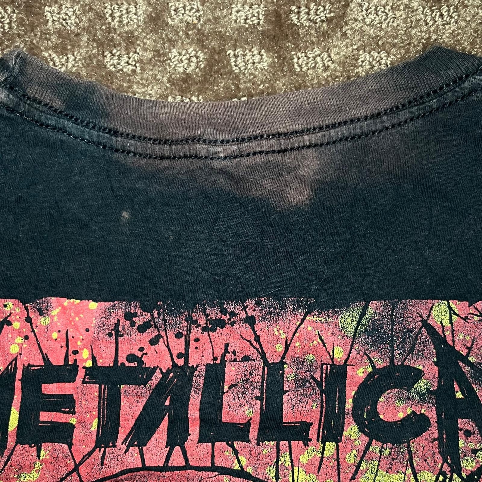 Metallica 💀 Metallica Distressed Skull Graphic Band Tee – 2X Size US XXL / EU 58 / 5 - 4 Thumbnail