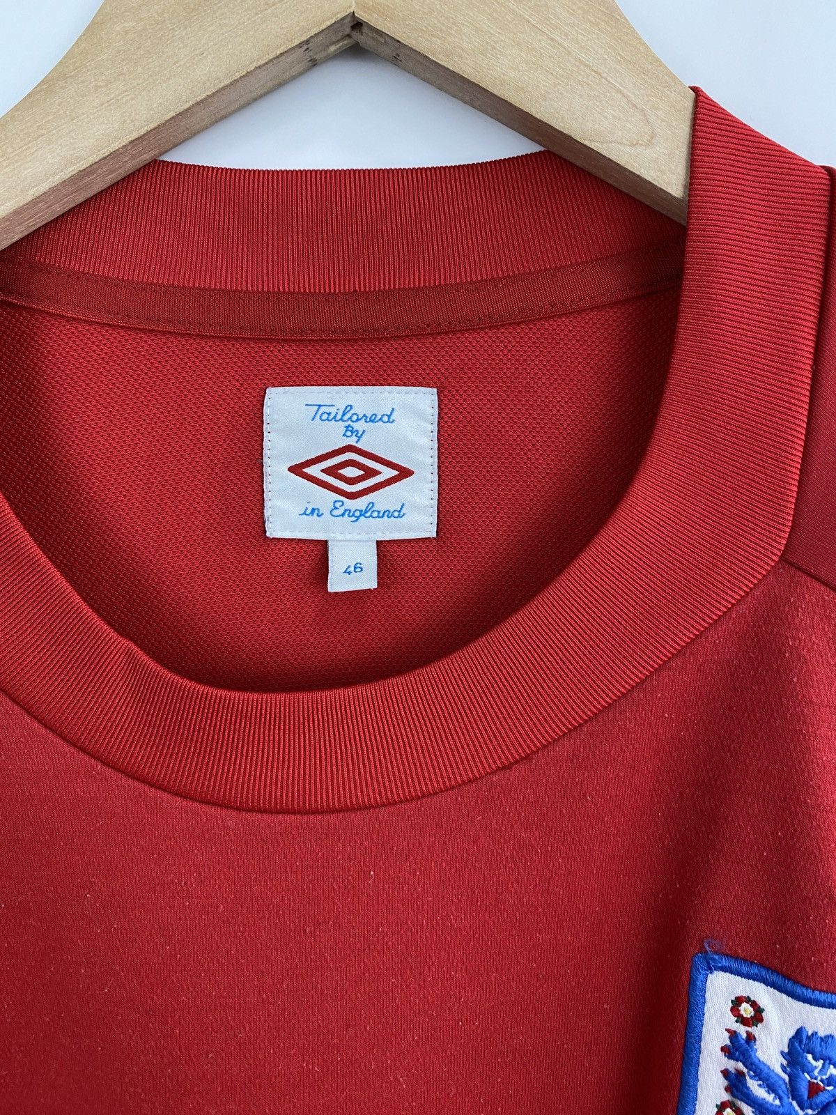 Umbro 🏴󠁧󠁢󠁥󠁮󠁧󠁿 England Umbro 2016 Soccer Jersey Training Rare Retro Size US L / EU 52-54 / 3 - 7 Thumbnail