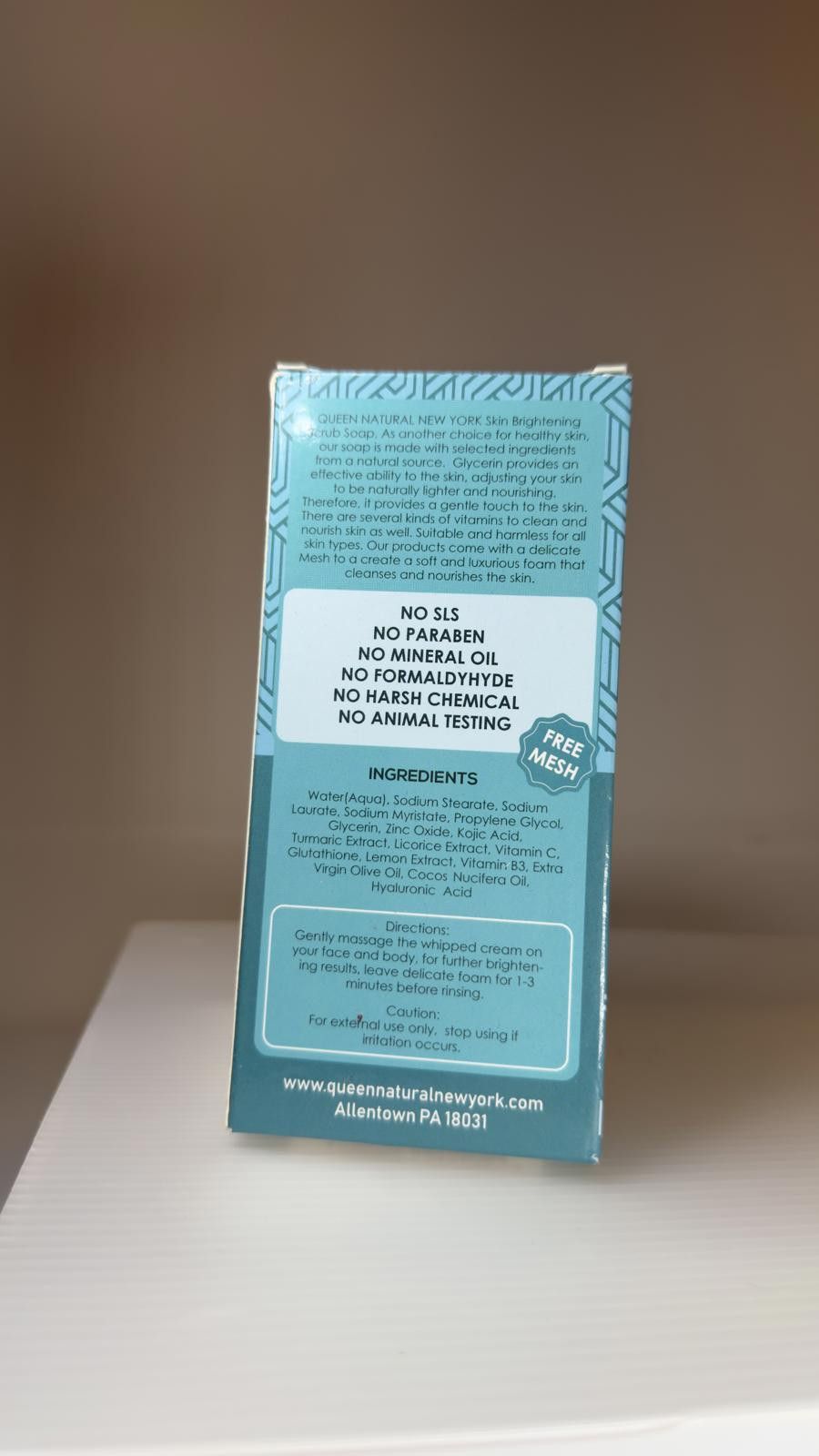 Designer Queen New York Skin Scrub Soap - Kojic Acid & Turmeric Size ONE SIZE - 2 Thumbnail