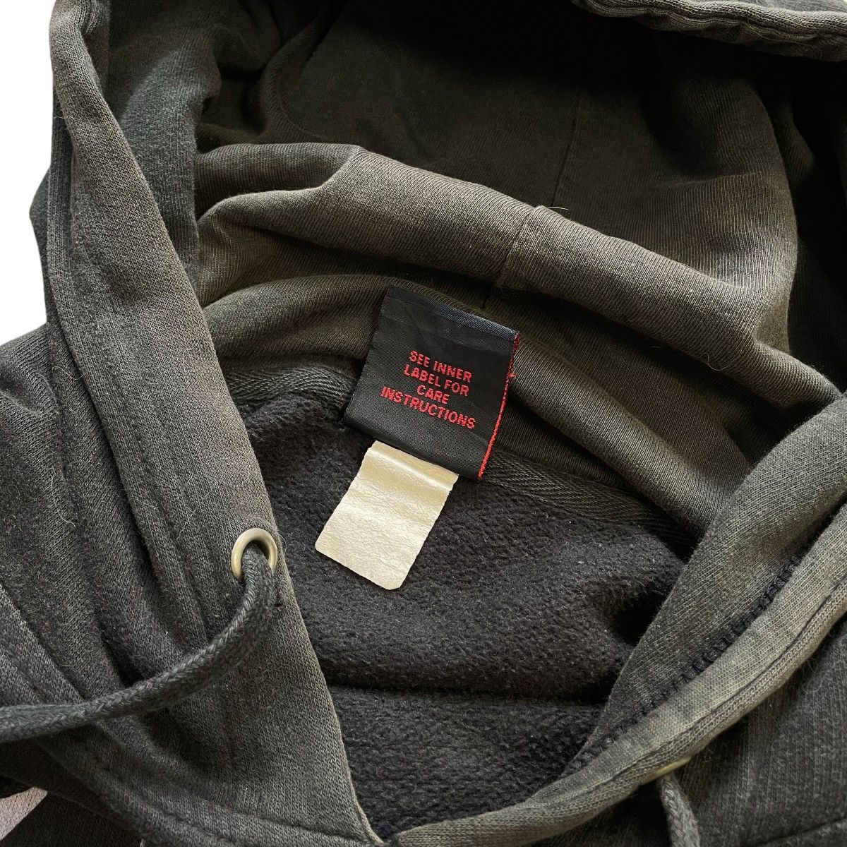 Vintage VINTAGE Y2K ZERO SKATEBOARD HOODIE Size US XL / EU 56 / 4 - 7 Thumbnail