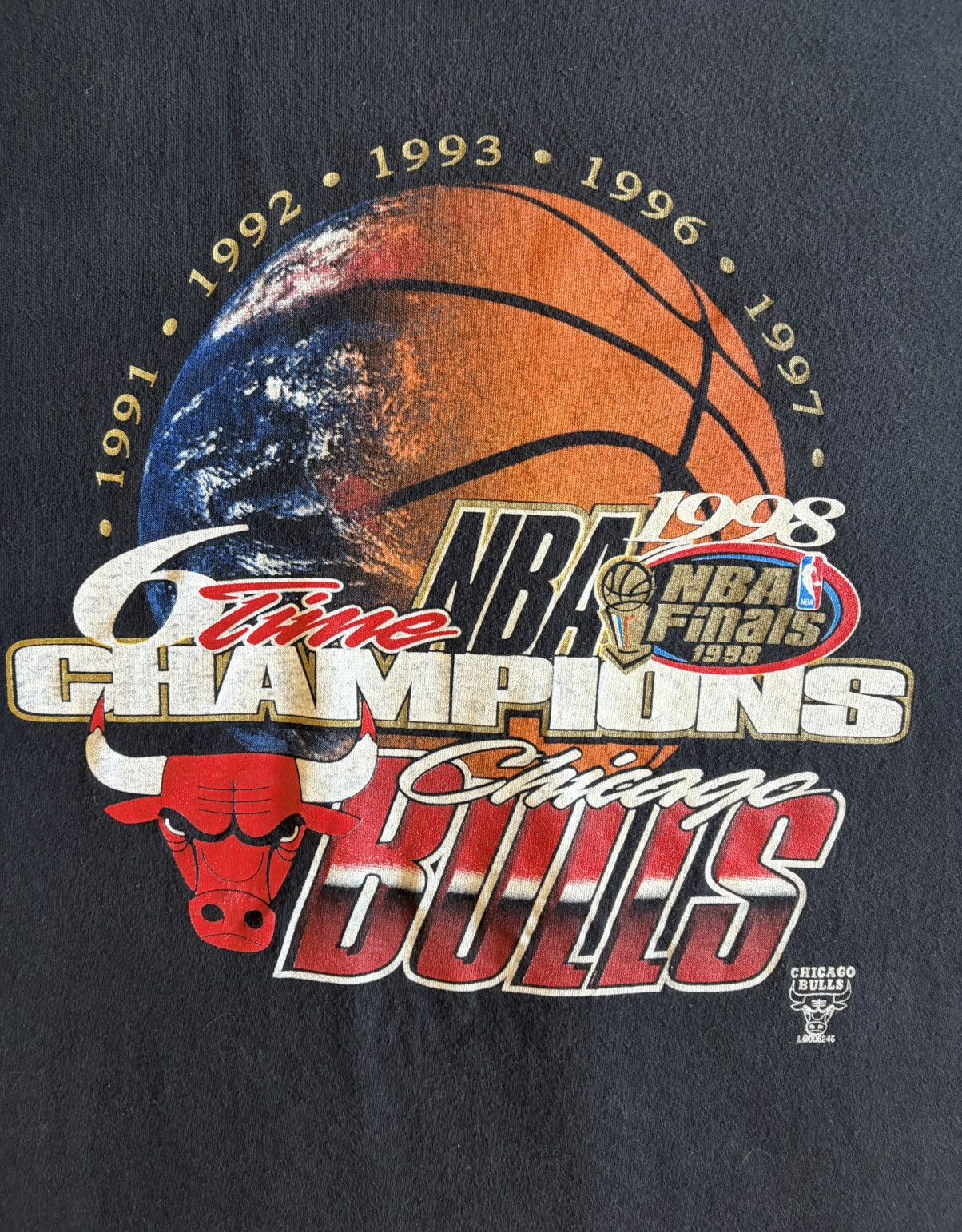 Tultex Vintage Chicago Bulls "6-Time Champions" T-Shirt (1998) XL Size US XL / EU 56 / 4 - 1 Thumbnail