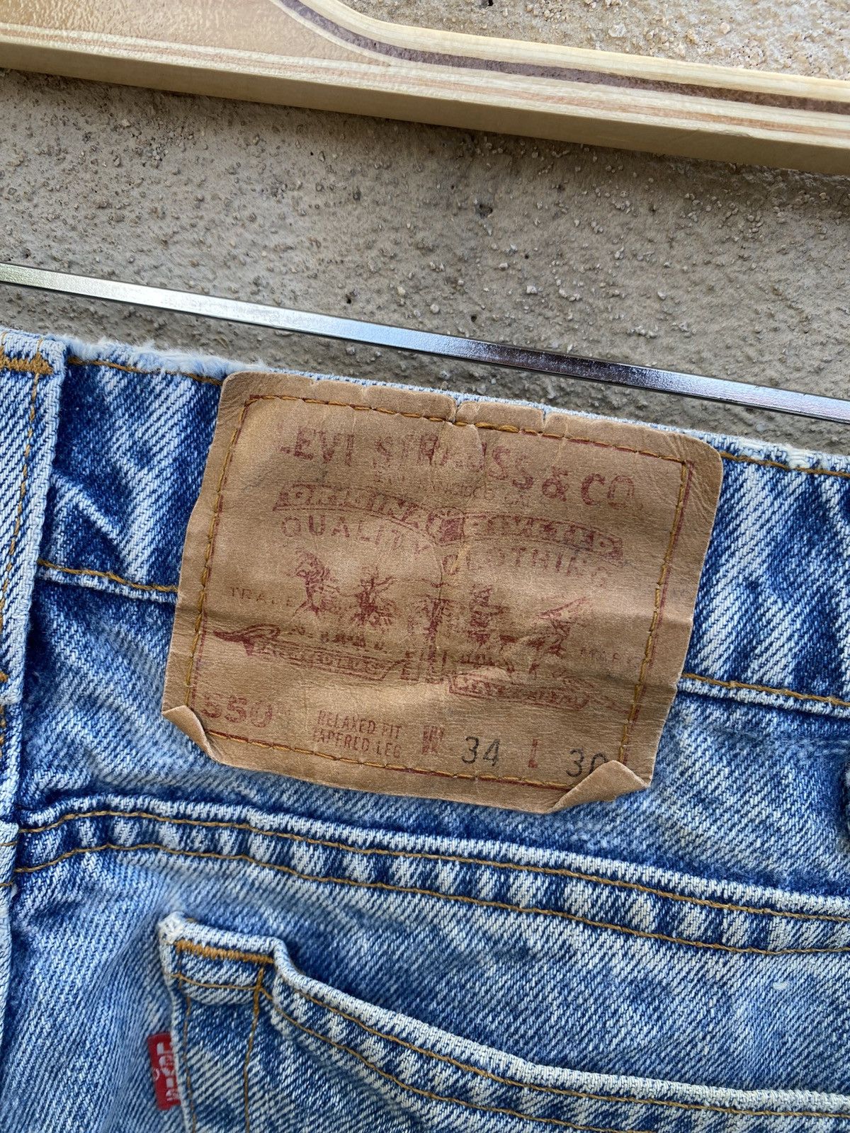 Levi's × Levi's Vintage Clothing × Vintage W35x30 vintage levi's 550 faded Size US 35 - 5 Thumbnail