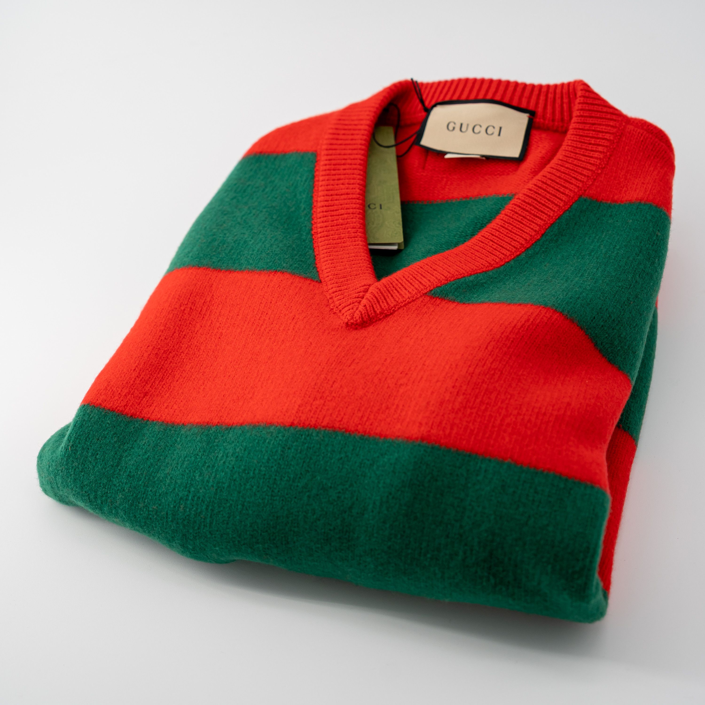 Gucci XL - Gucci Striped V-neck Felted Wool Sweater Red Green Size US XL / EU 56 / 4 - 5 Thumbnail