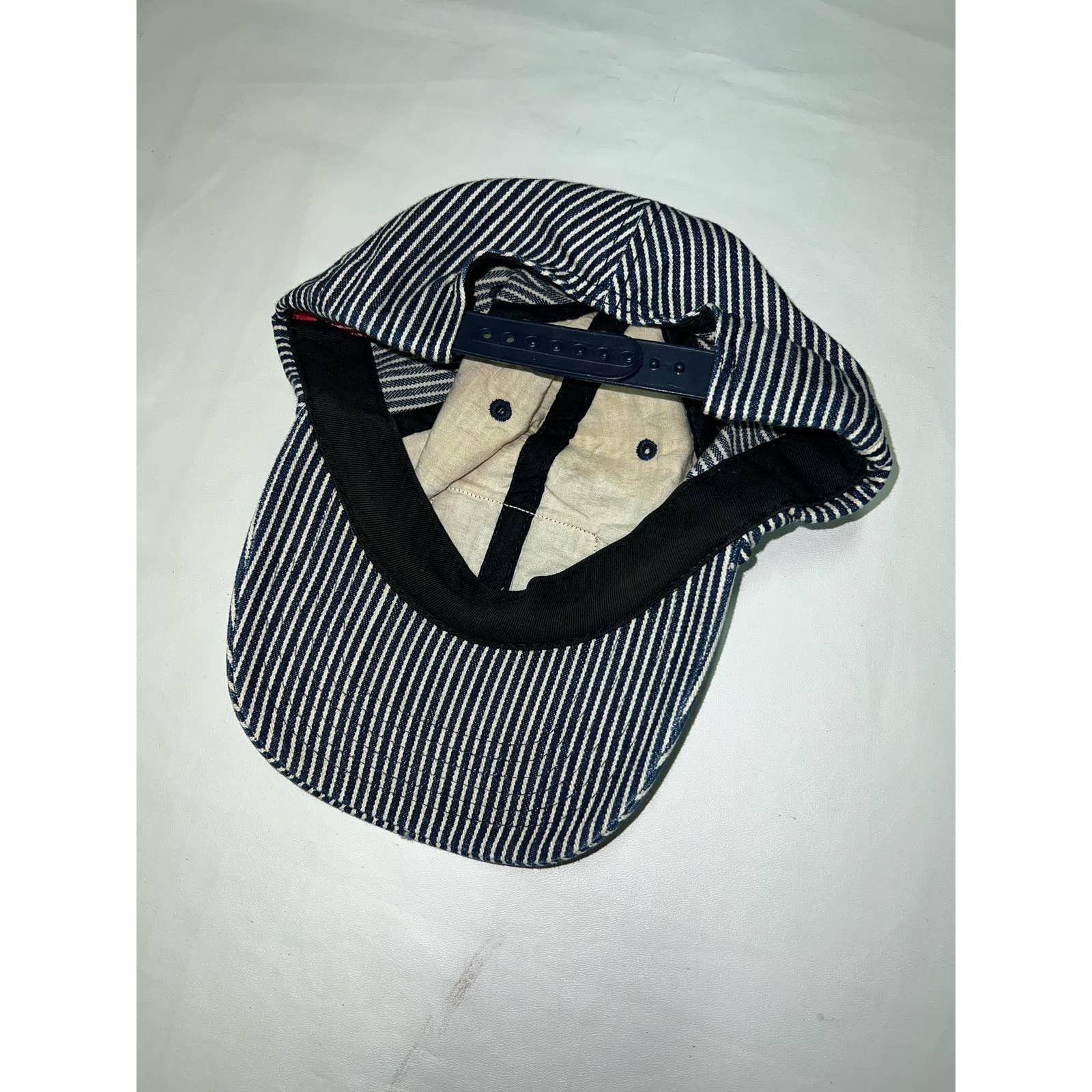 Supreme Supreme 2009 Striped “Levis” MFG Leather Patch Hat Size ONE SIZE - 3 Thumbnail