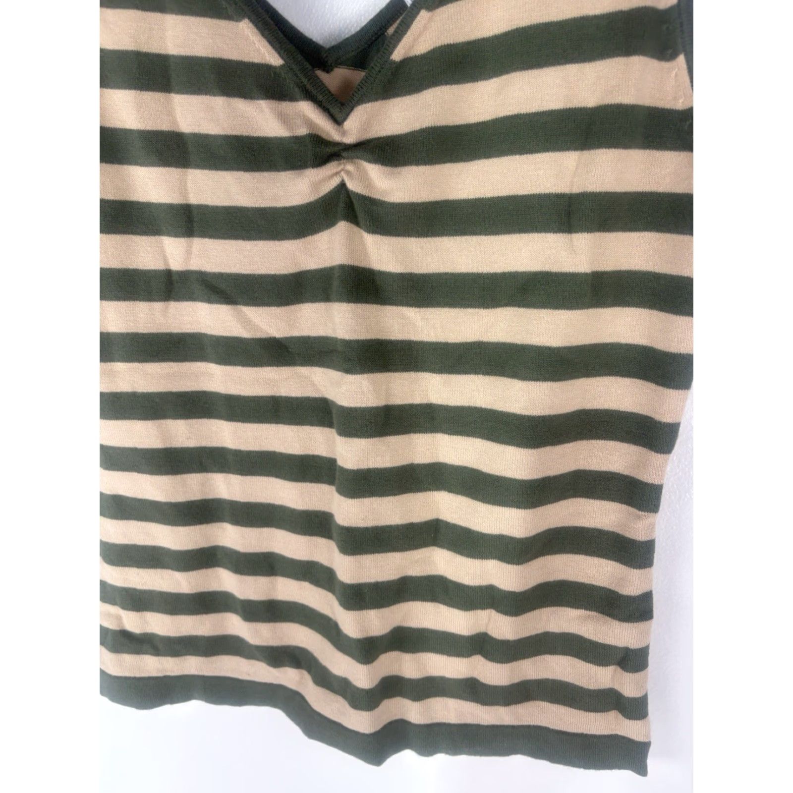 Gap Vintage Gap Green Beige Striped V-Neck Sleeveless Cotton Spandex Blouse Womens Size M Size M / US 6-8 / IT 42-44 - 3 Thumbnail