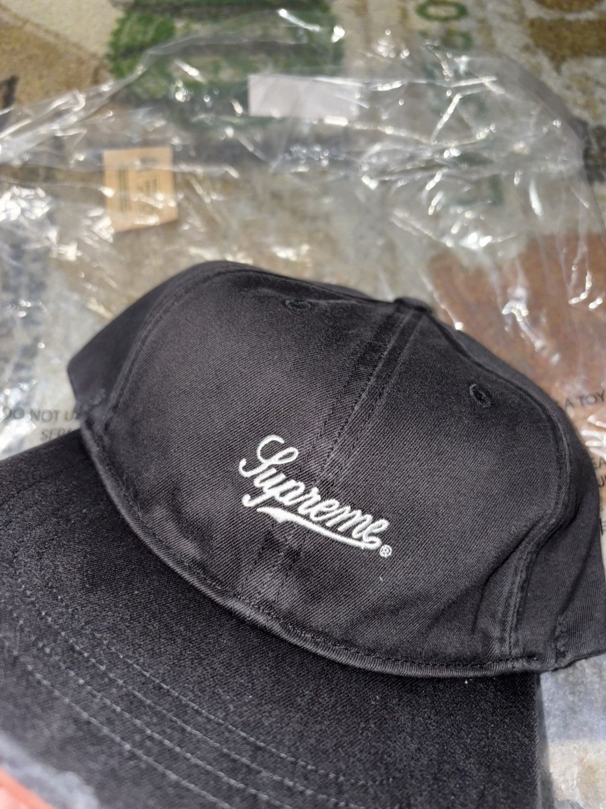 Supreme Supreme Distressed Script 6-Panel Hat Size ONE SIZE - 2 Thumbnail