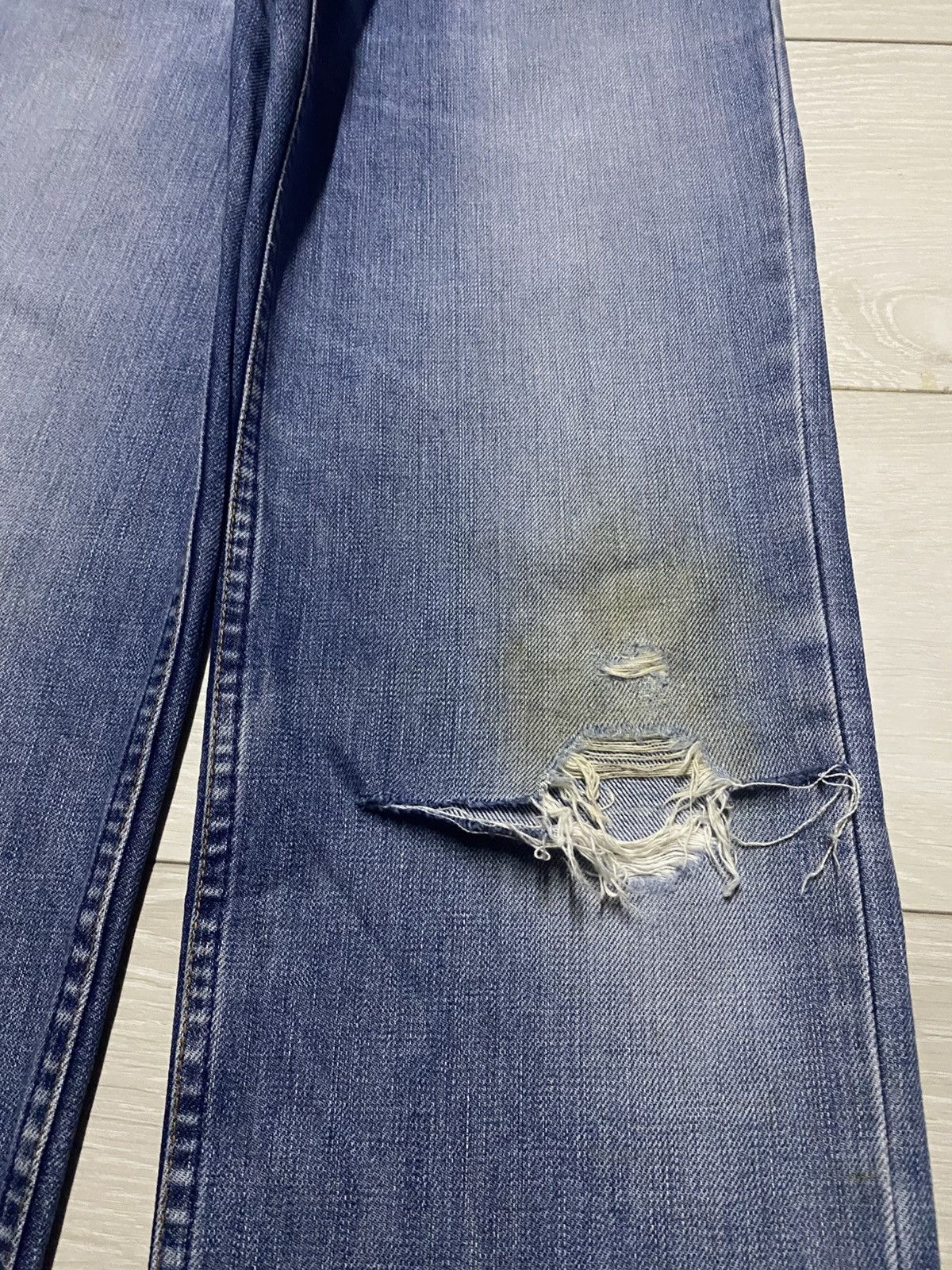 Levi's Vintage Levis 508 90s Blue Wash Distressed Loose Jeans Size US 30 / EU 46 - 8 Thumbnail