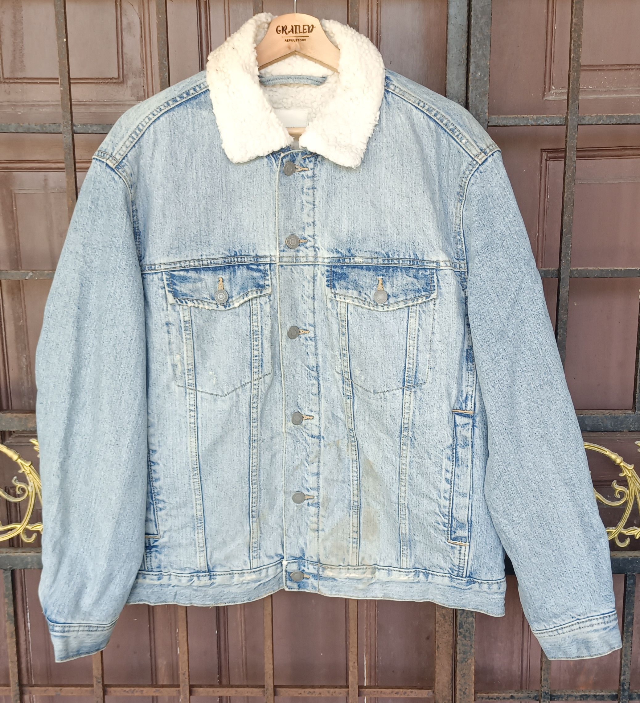 H&M H&M Sherpa Lined Denim Jacket Size US L / EU 52-54 / 3 - 2 Thumbnail