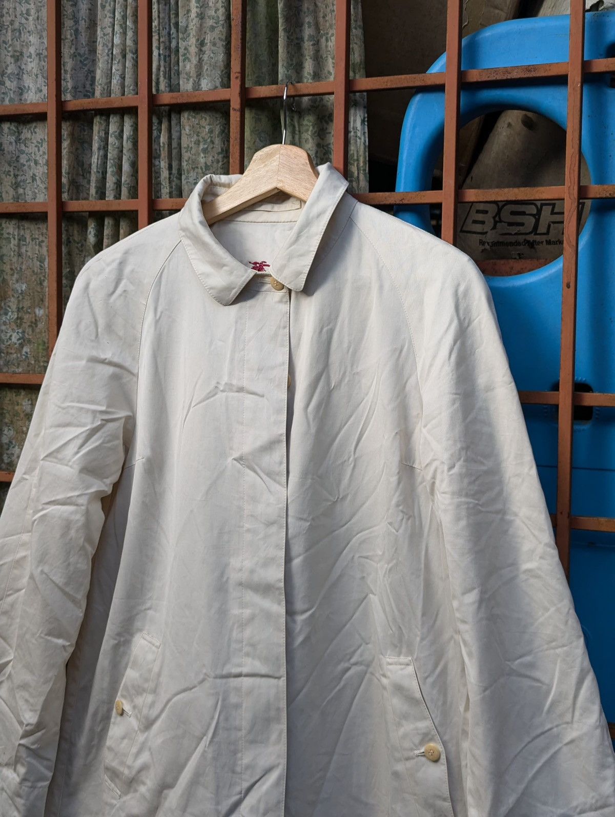 Burberry Burberry London Over Coat White Size S / US 4 / IT 40 - 2 Thumbnail
