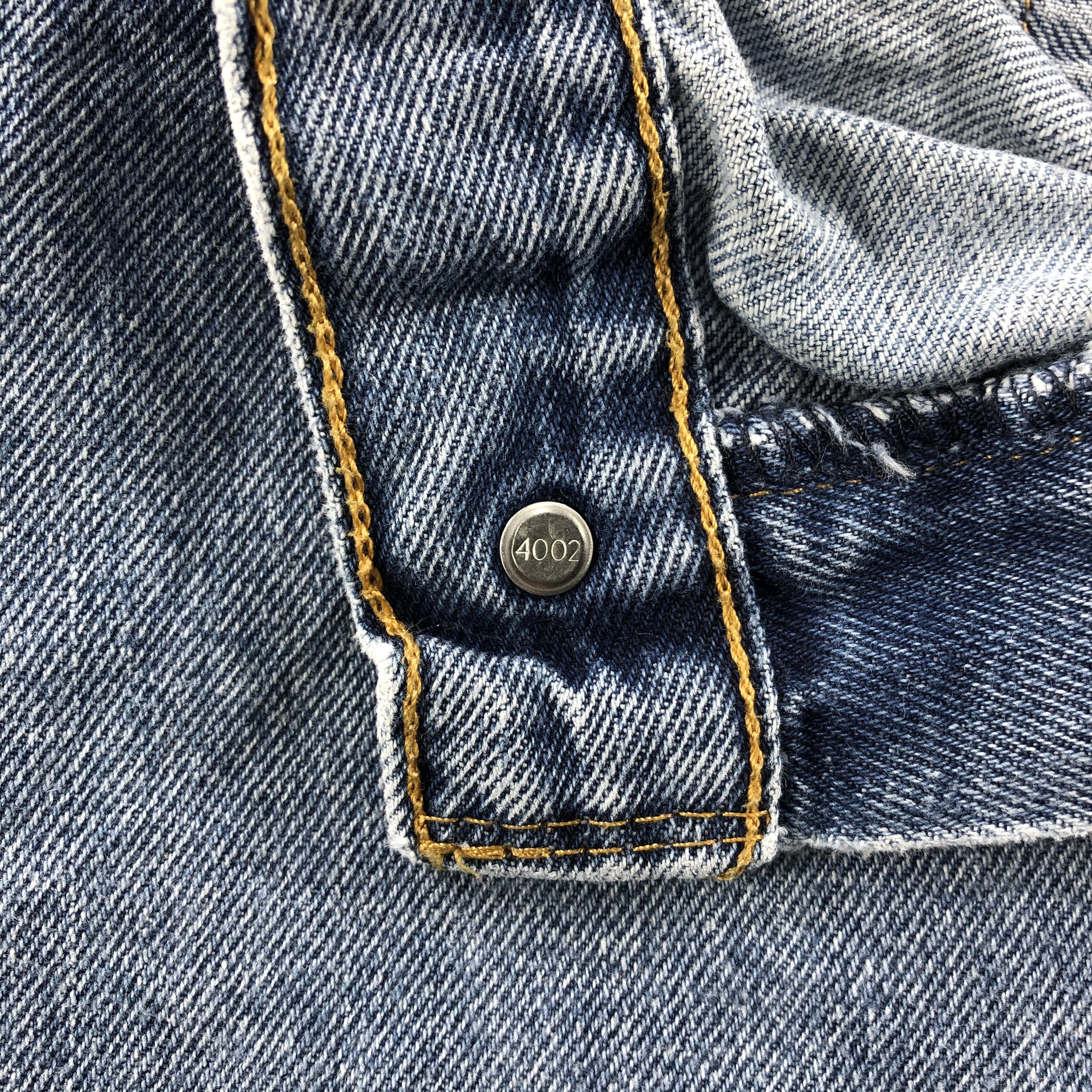 Levi's × Vintage Vintage Levis Jeans Lot 560-JM820 Size US 36 / EU 52 - 9 Thumbnail