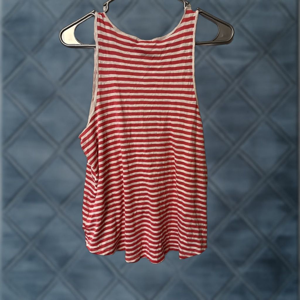 Old Navy Old Navy Tank Top Shirt Women M Red Striped Round Neck Cotton Slimming Size M / US 6-8 / IT 42-44 - 1 Thumbnail