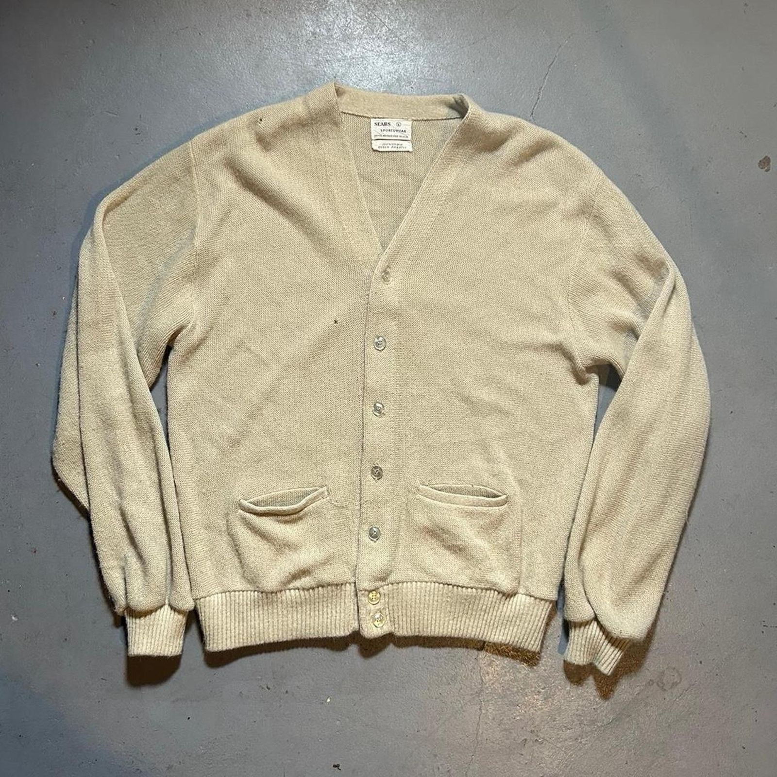 Sears 70s sears acrylic cardigan sweater cream Size US L / EU 52-54 / 3 - 1 Thumbnail