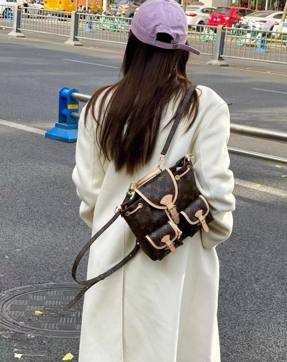 Louis Vuitton Louis Vuitton Monogram Canvas Backpack Dust Bag Size ONE SIZE - 9 Thumbnail