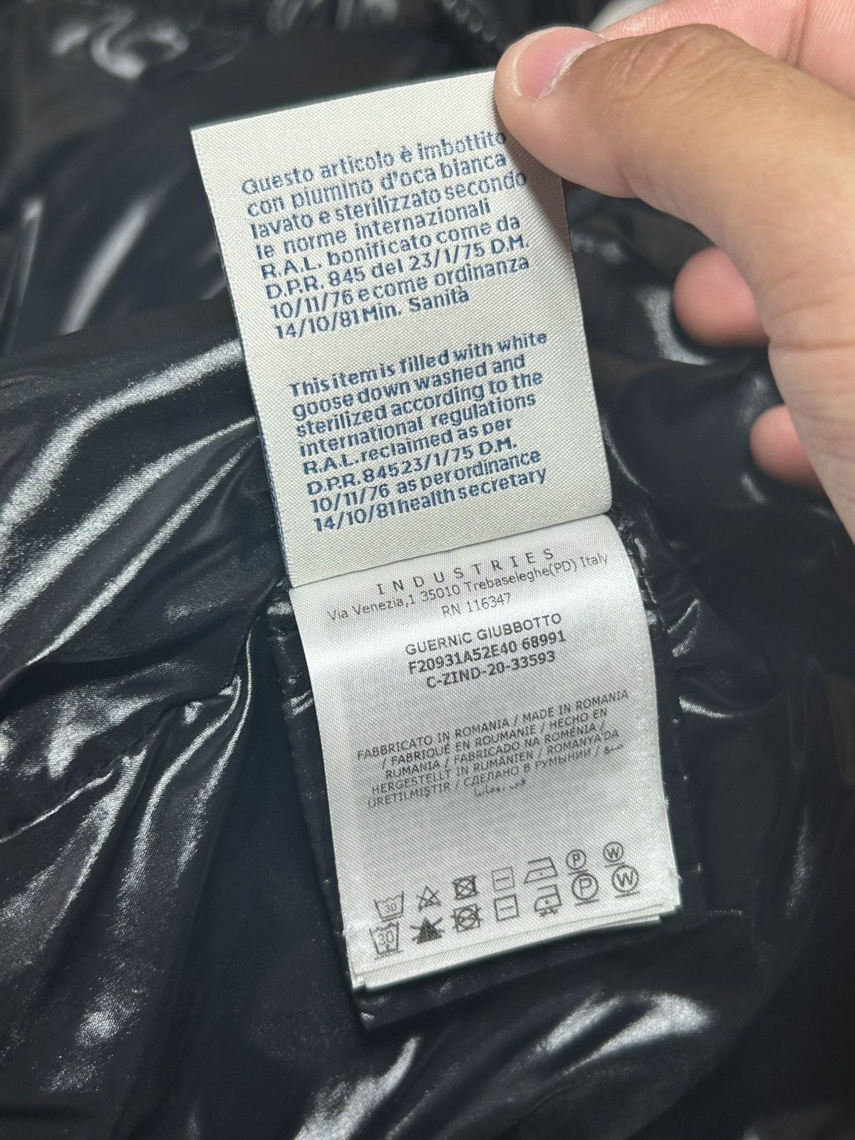 Moncler Moncler maya jacket Size US L / EU 52-54 / 3 - 16 Thumbnail