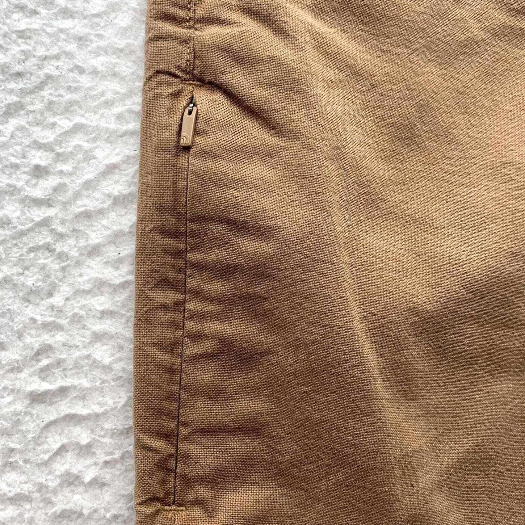 The North Face The North Face Chino Shorts Mens 30 8.5" Zip Pocket Hiking Camping Outdoors Brown Size US 30 / EU 46 - 4 Thumbnail