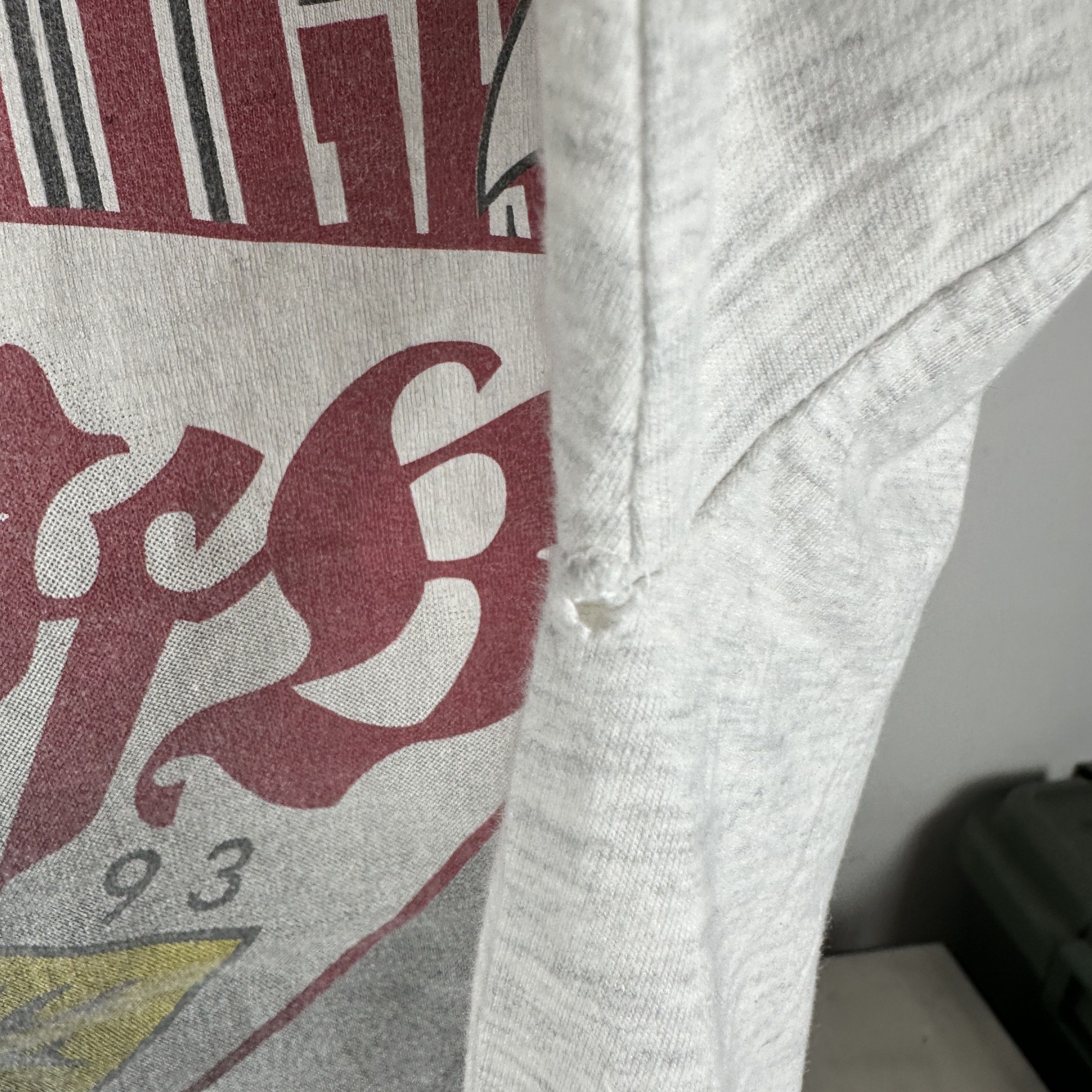 Vintage 90s VfB Stuttgart German Football Club Soccer Nutmeg T-shirt Size US L / EU 52-54 / 3 - 6 Thumbnail