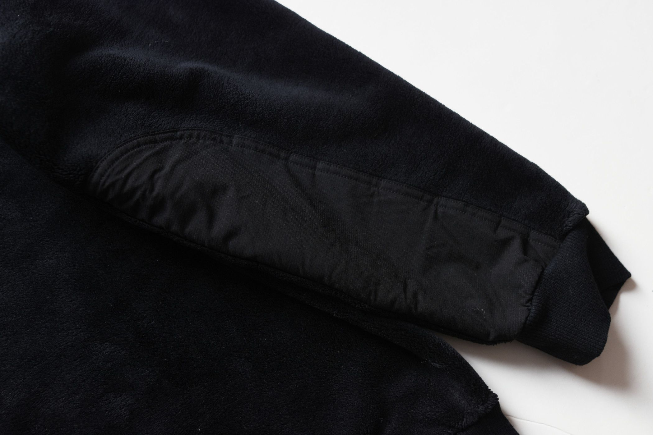 Neighborhood Luker by Neighborhood Commander E-Crew LS - crewneck XL Size US XL / EU 56 / 4 - 4 Thumbnail