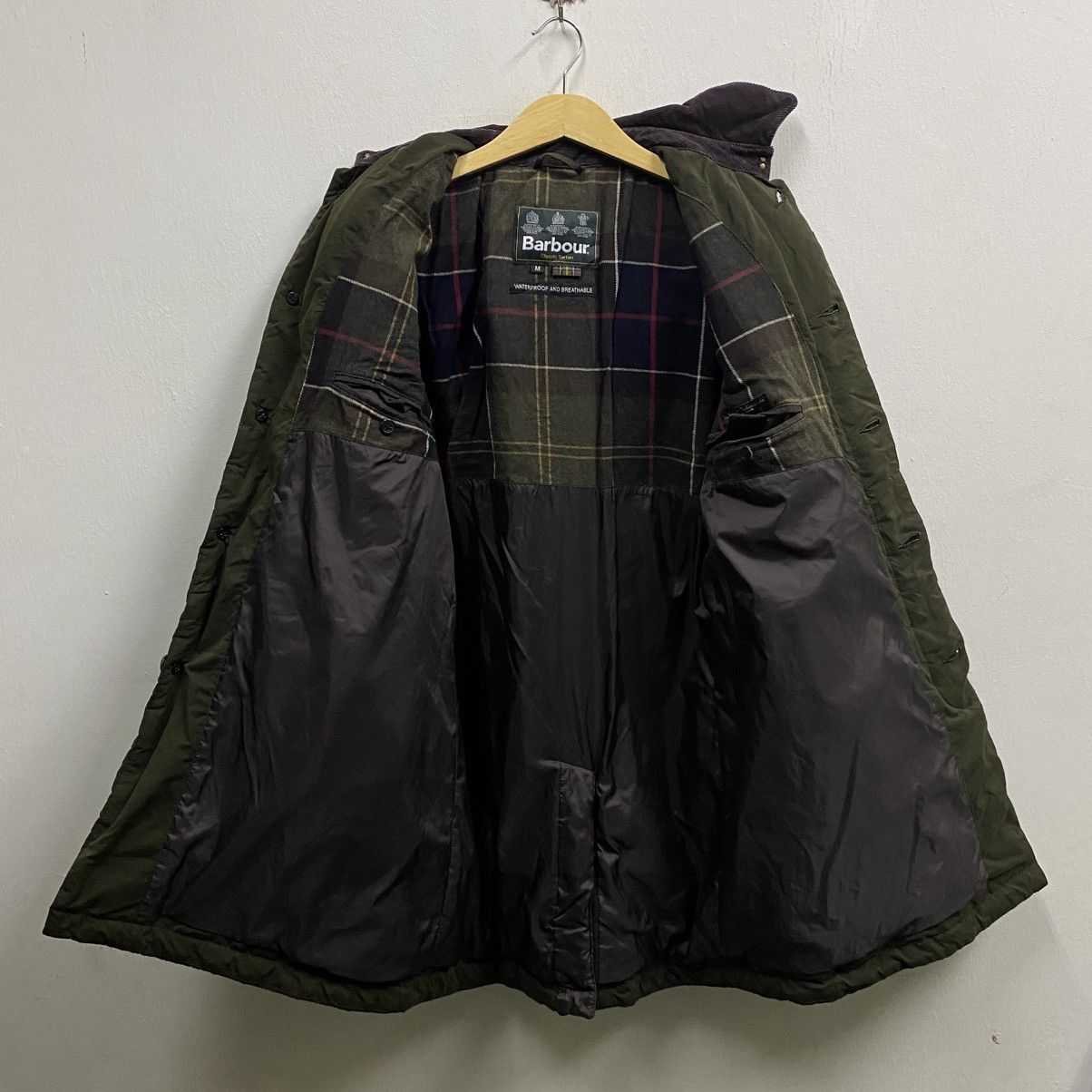 Barbour BARBOUR CLASSIC TARTAN QUILTED CORDUROY JACKETS Size US M / EU 48-50 / 2 - 3 Thumbnail