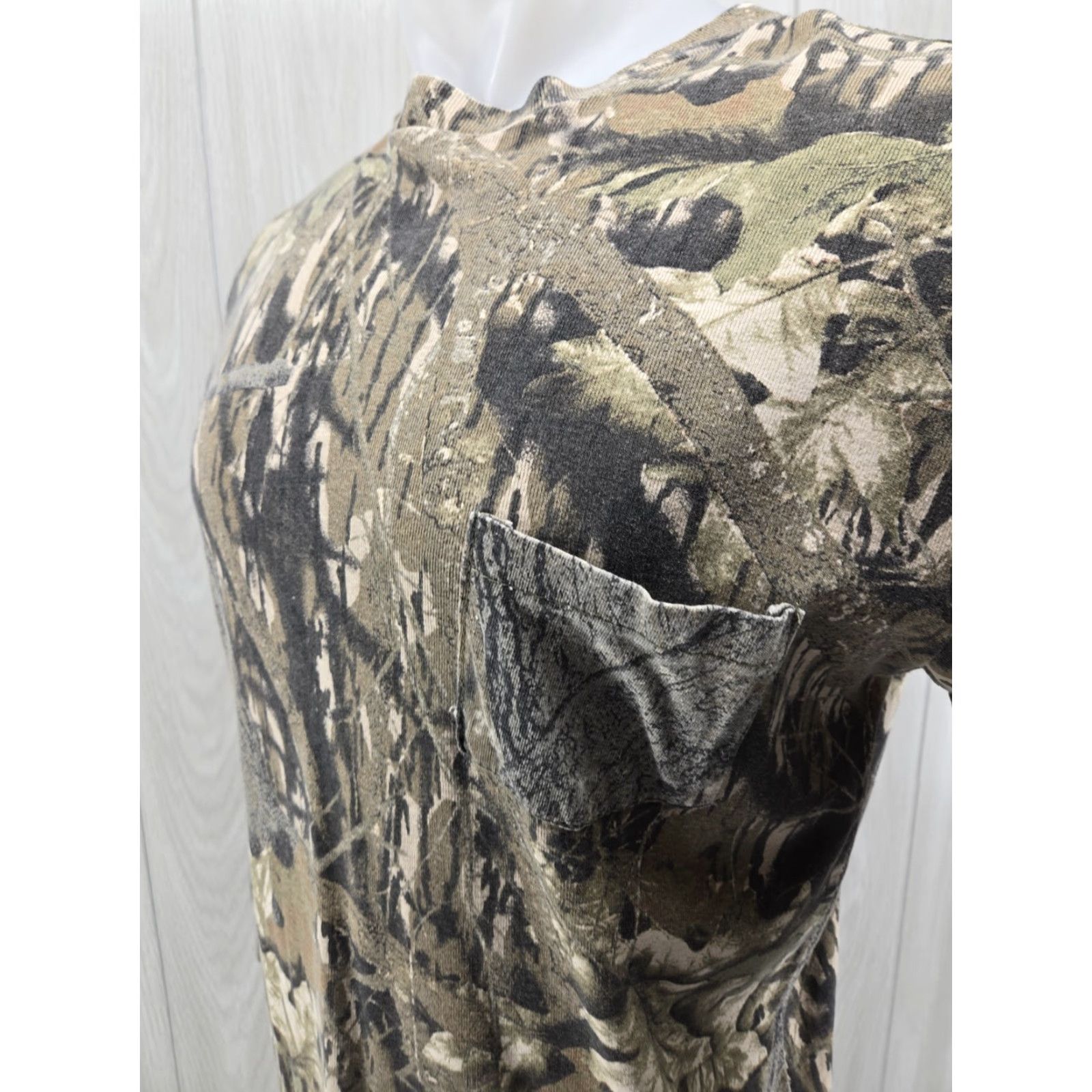 Vintage VINTAGE Mossy Oak Shirt Mens LARGE Camo Long Sleeve USA Made Size US L / EU 52-54 / 3 - 5 Thumbnail