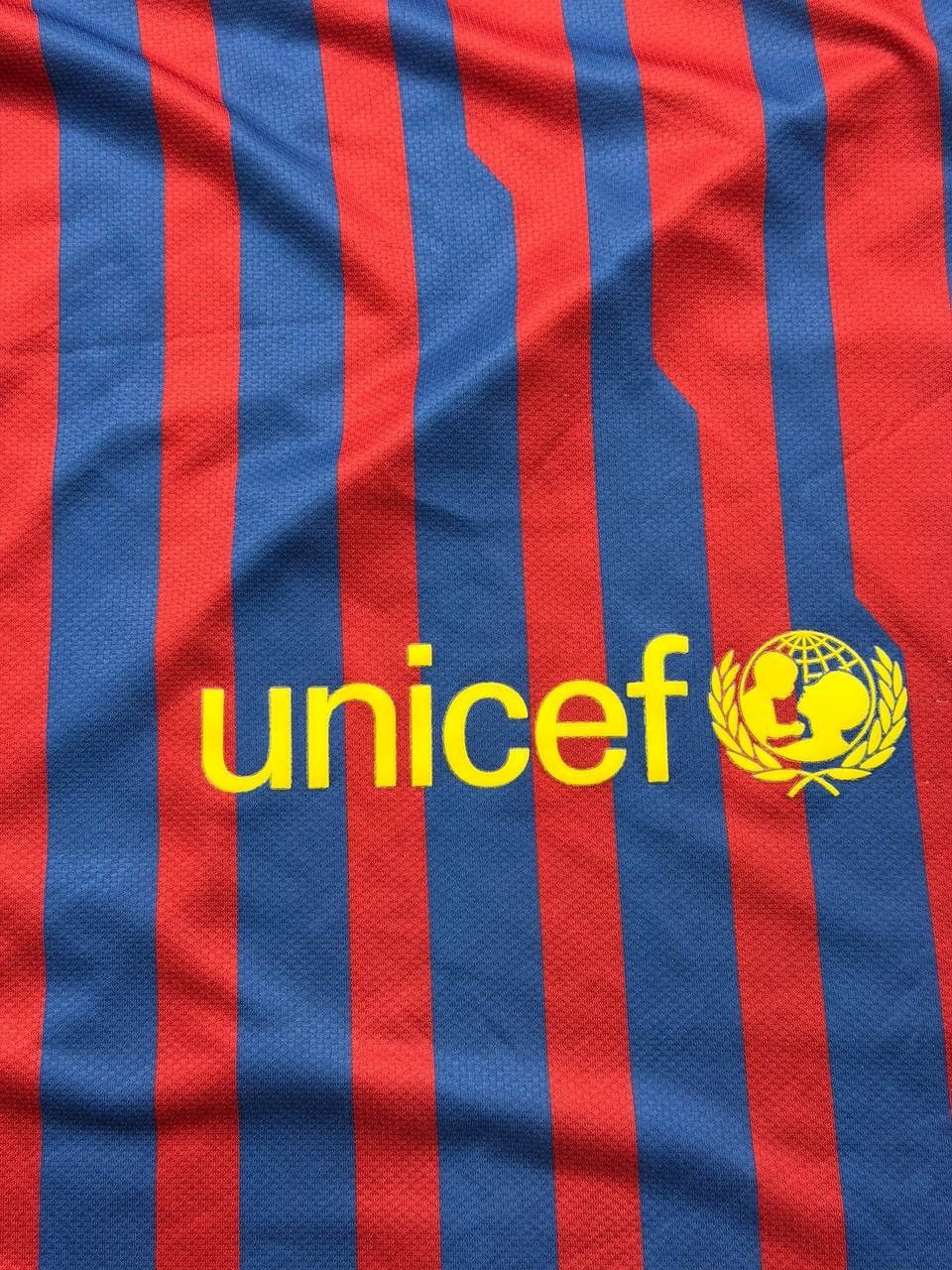 Nike Barcelona Home football shirt 2011 Soccer Nike Jersey Mens Size US M / EU 48-50 / 2 - 8 Thumbnail